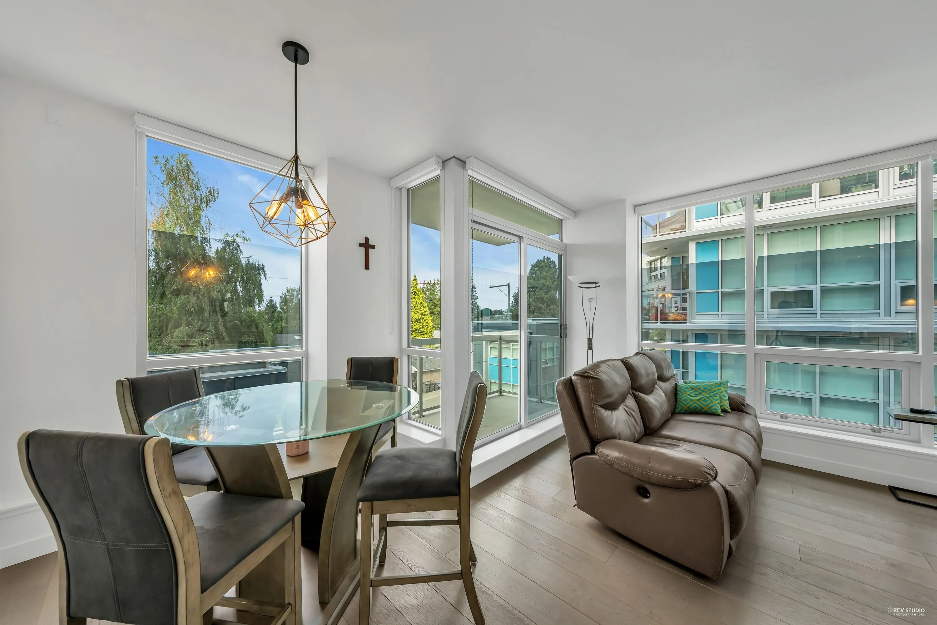 303 5289 Cambie Street