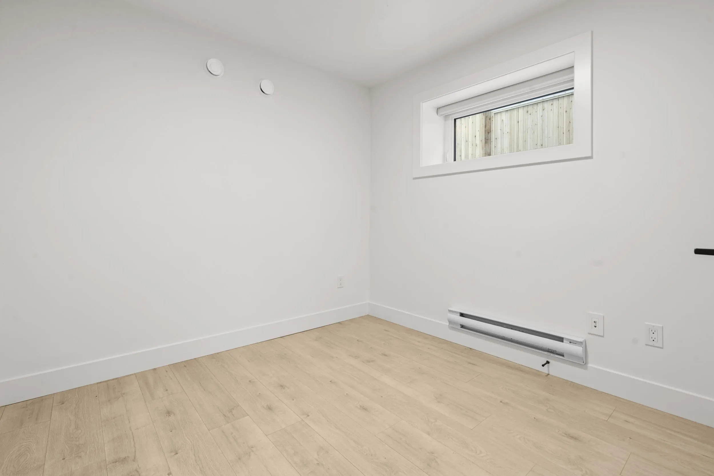 3218 W 39th