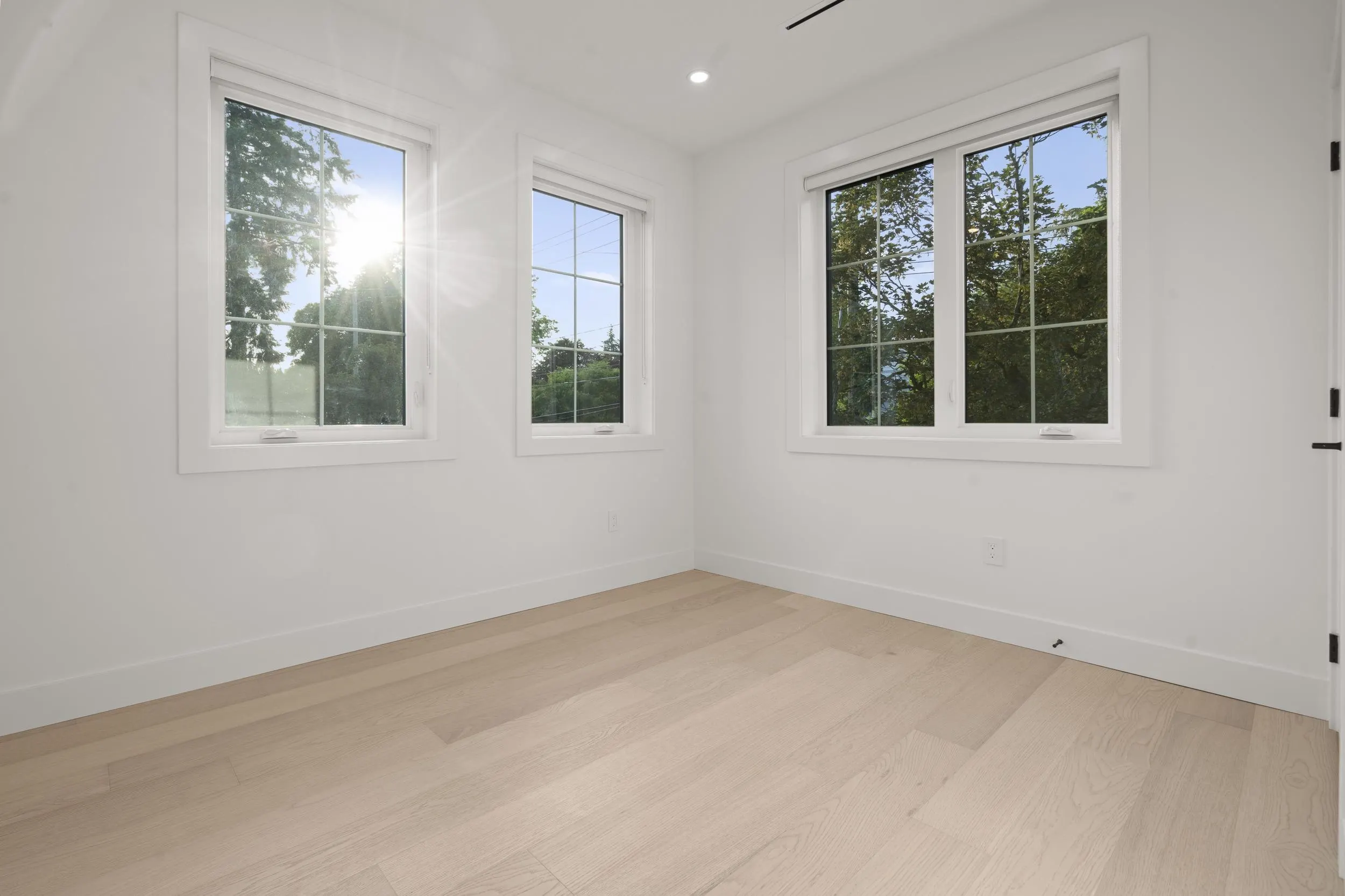3218 W 39th