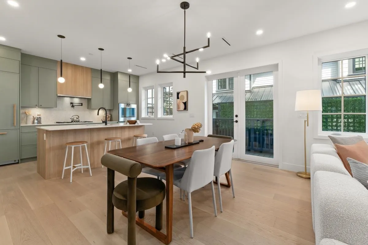 231 W 15th Avenue