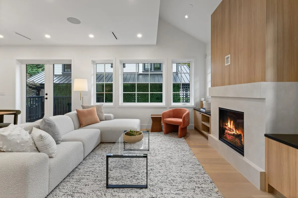 231 W 15th Avenue