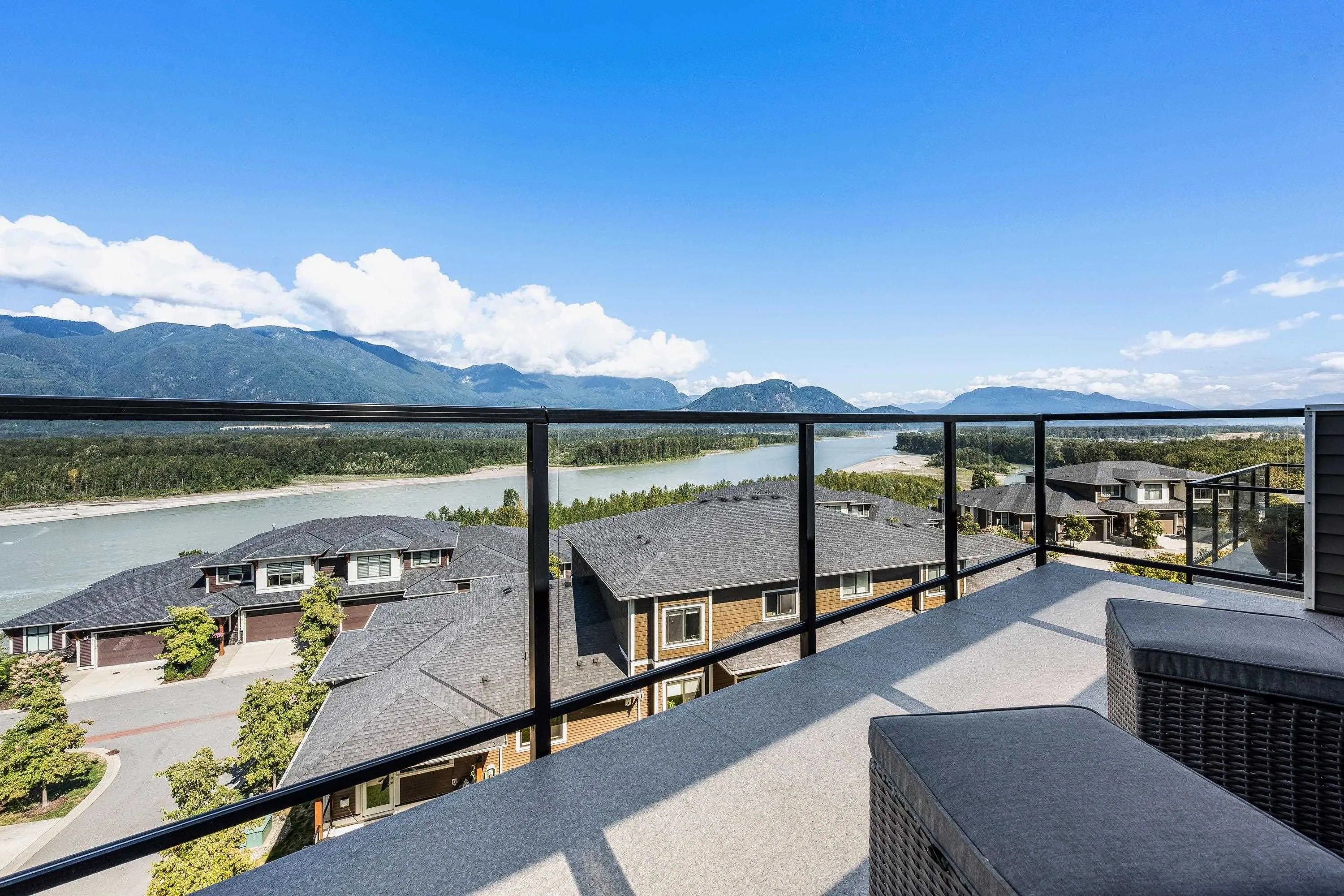 45 43685 Chilliwack Mountain Road