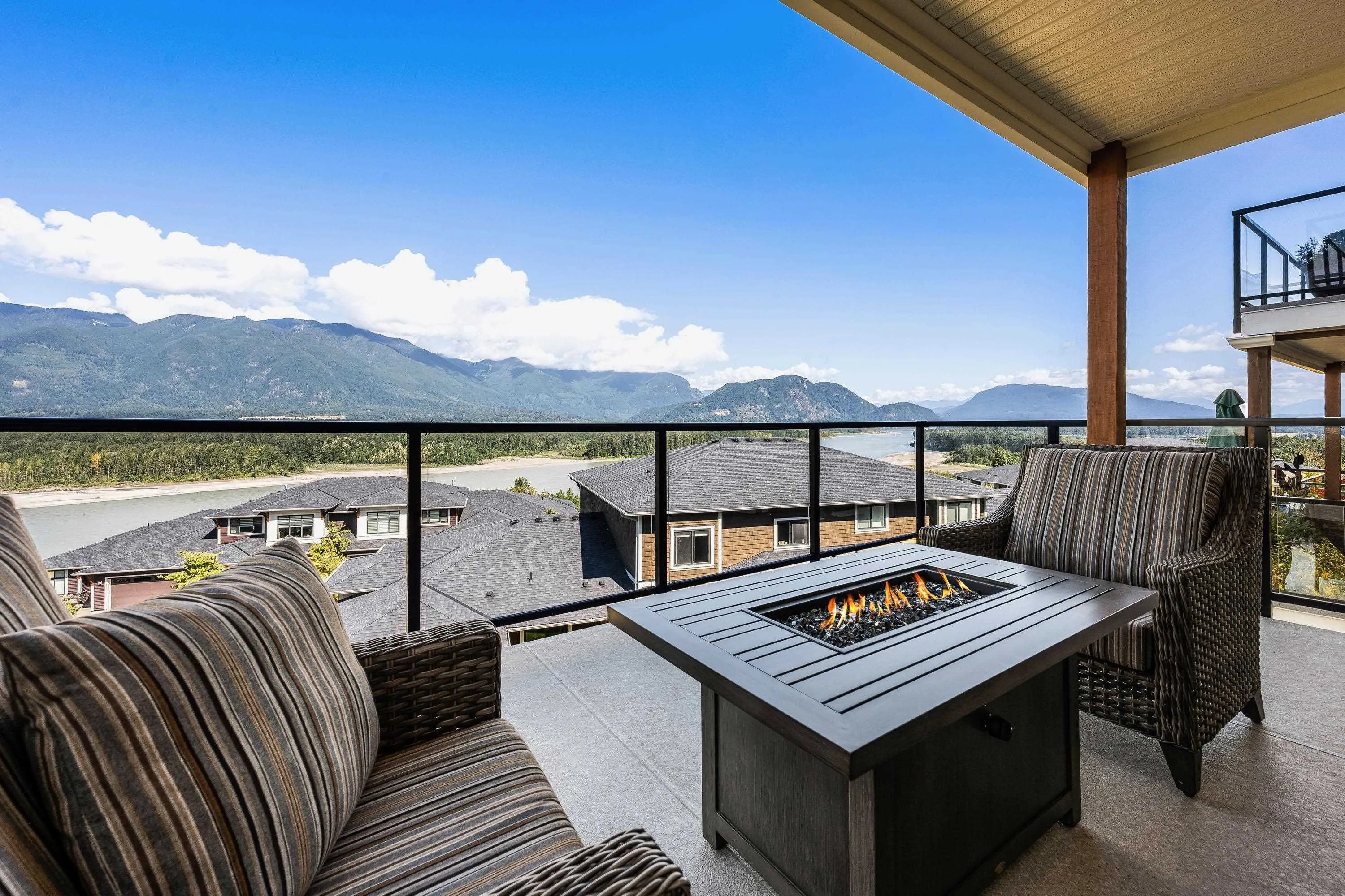 45 43685 Chilliwack Mountain Road