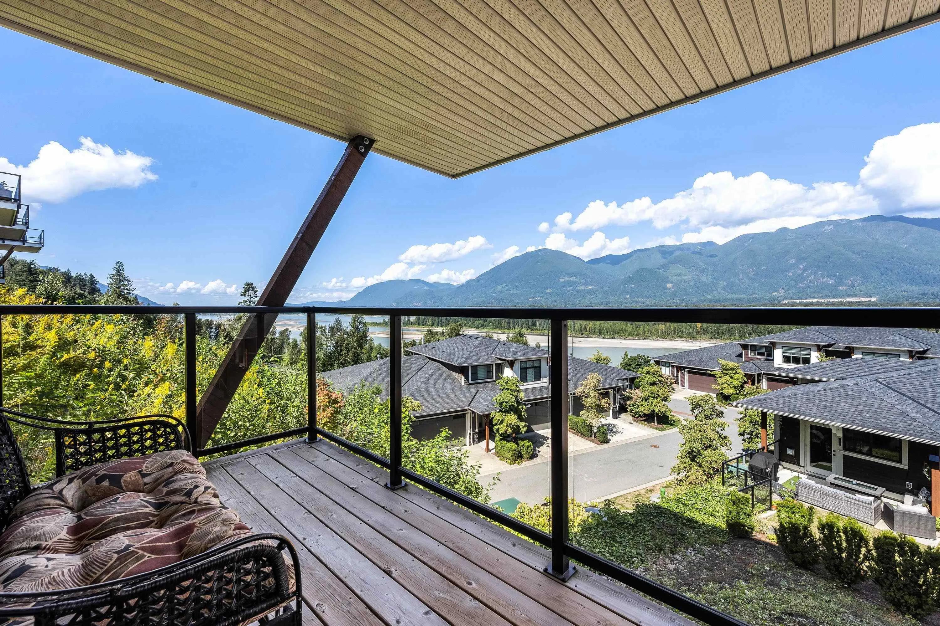 45 43685 Chilliwack Mountain Road