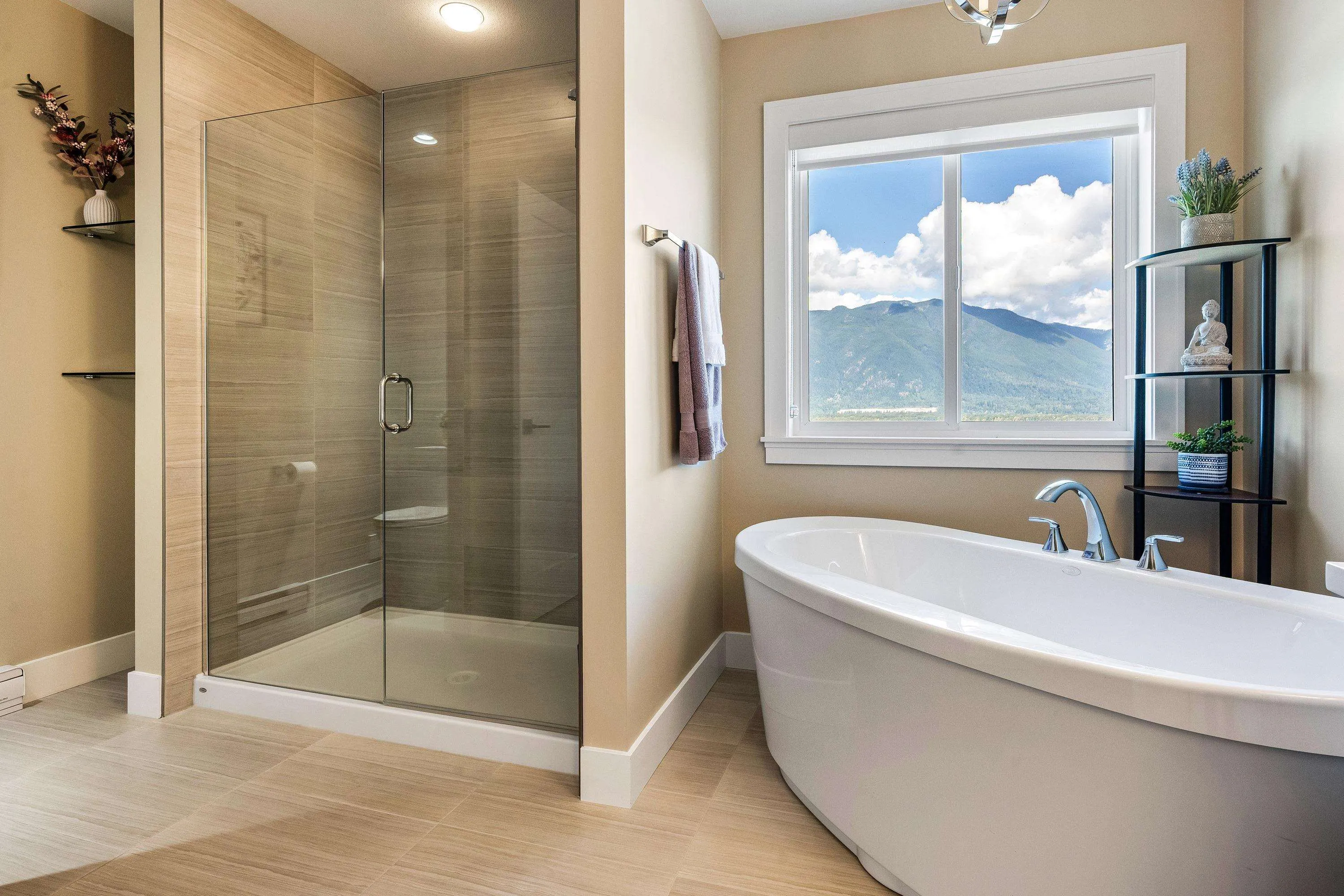 45 43685 Chilliwack Mountain Road