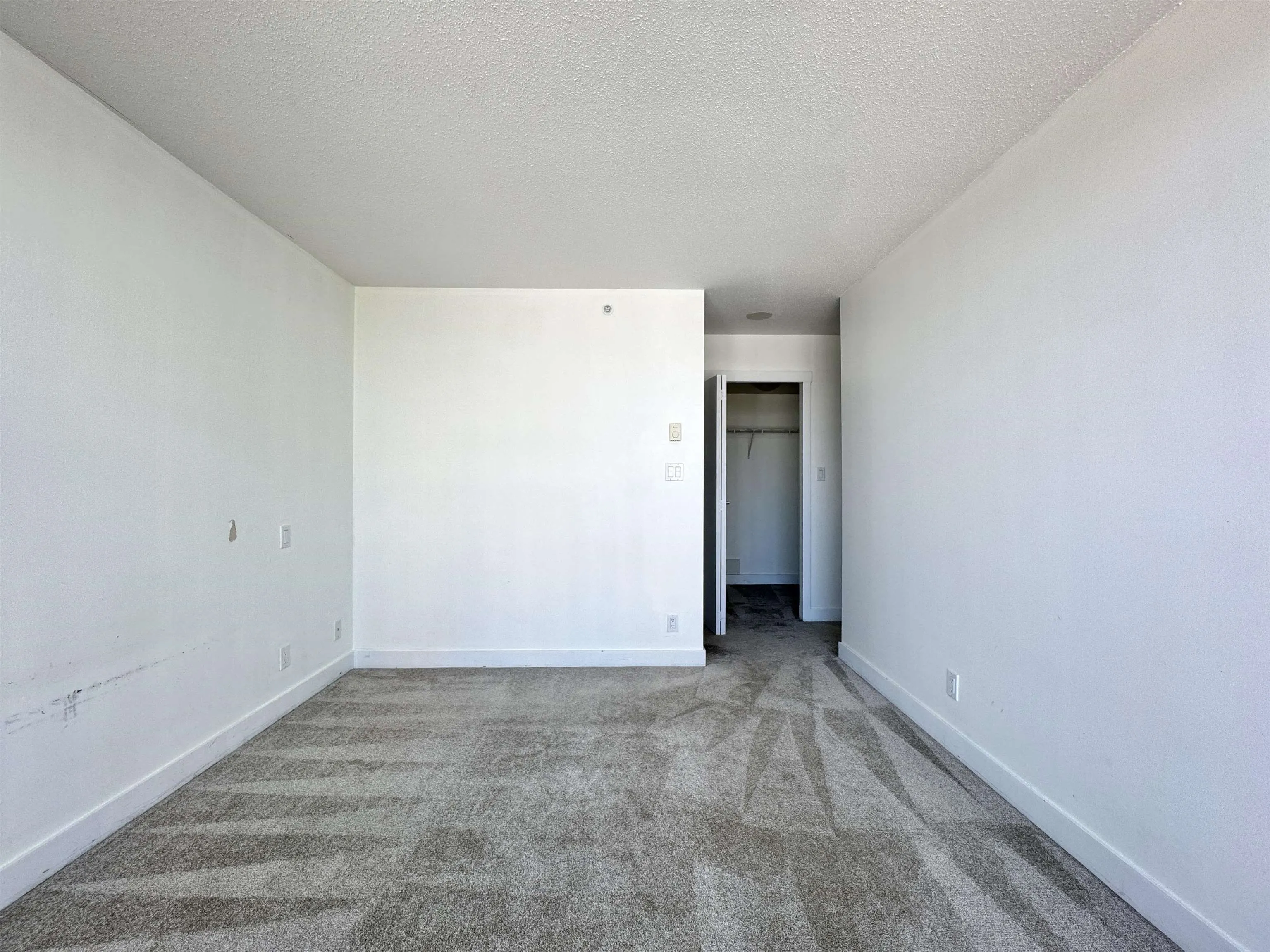 711 8068 Westminster Highway