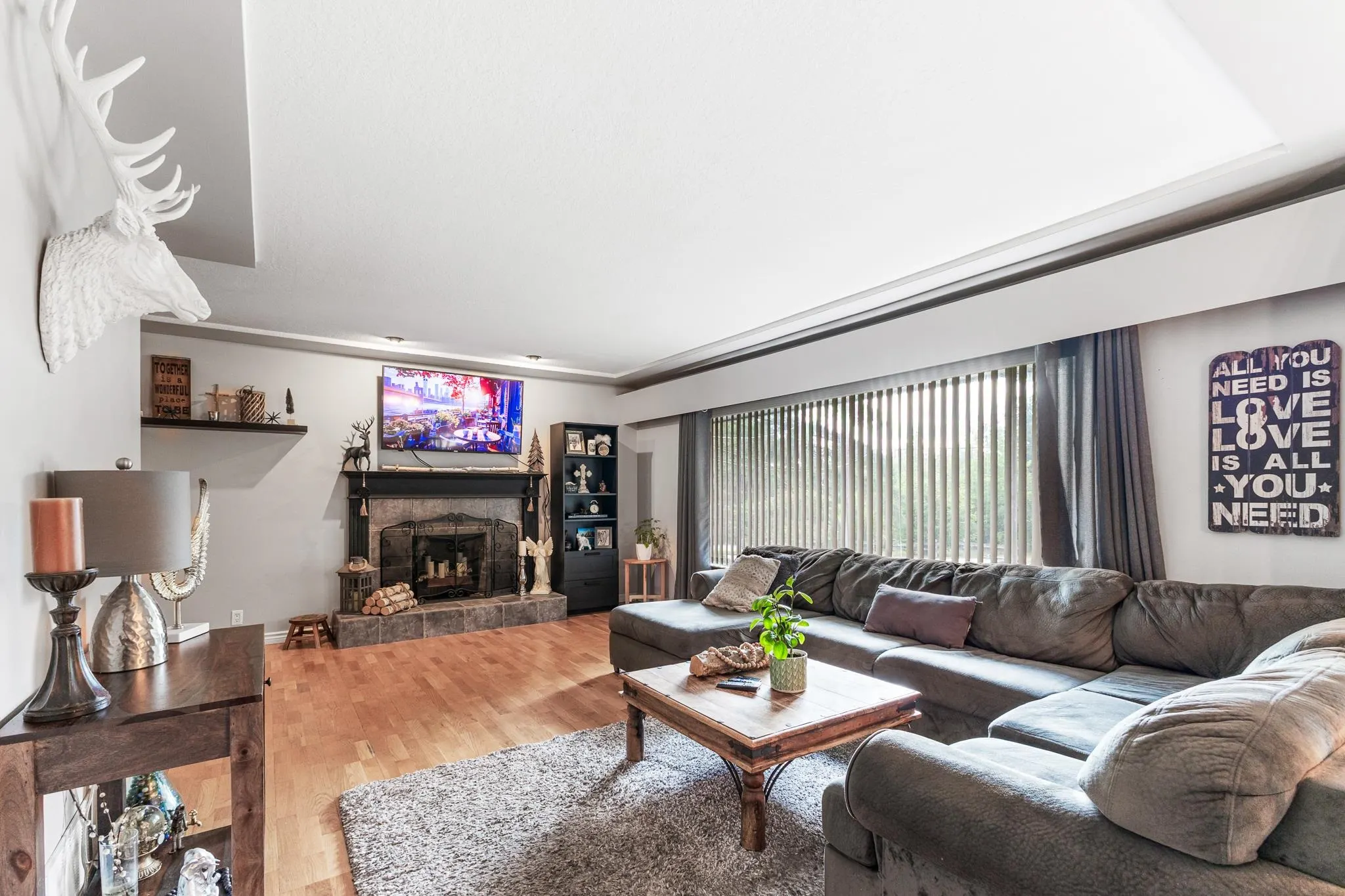 605 Laurentian Crescent
