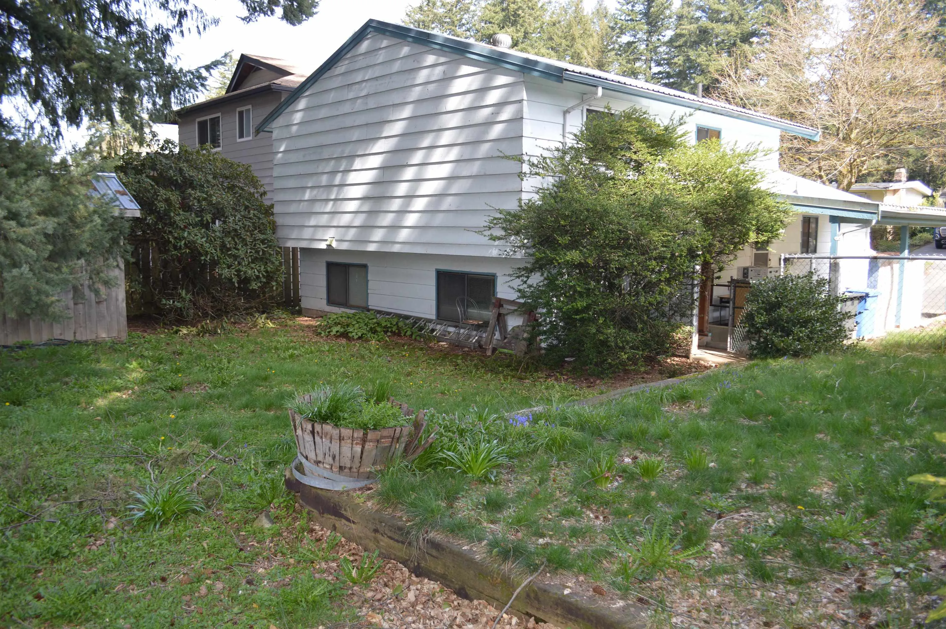3223 Chestnut Street