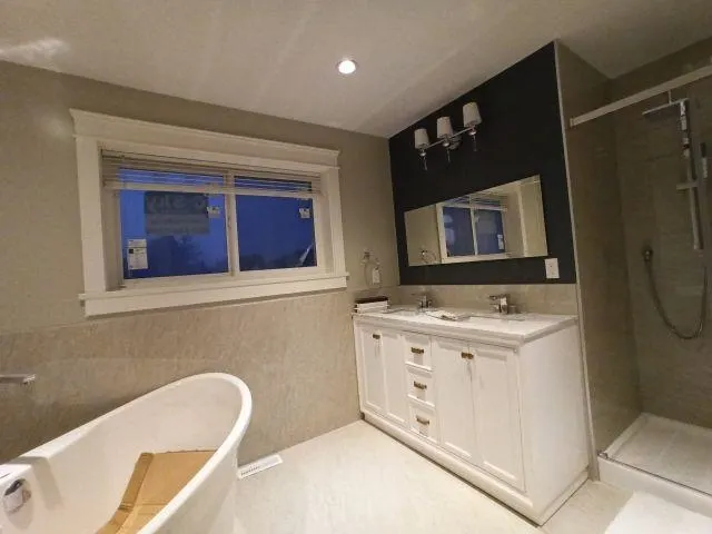A 4595 Edmonds Drive