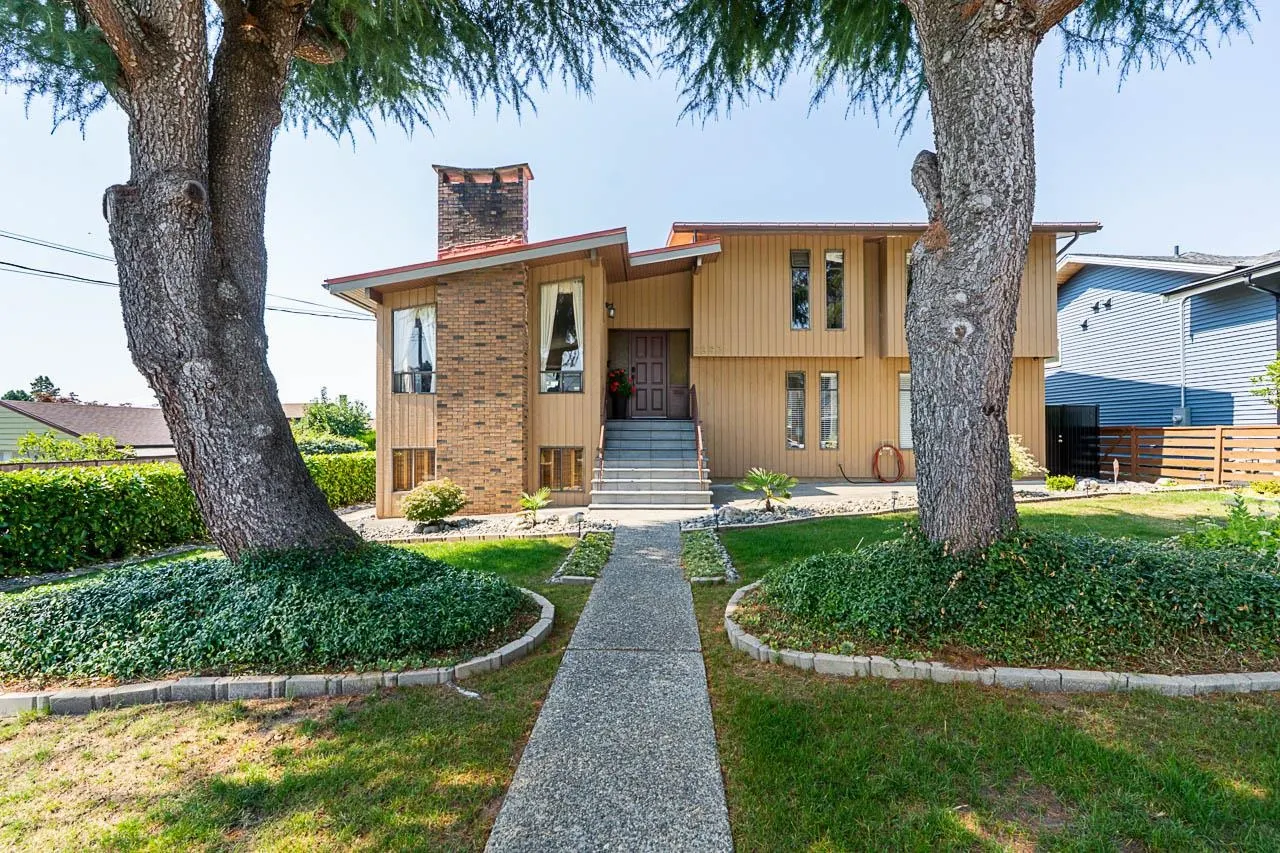 2283 Cliff Avenue