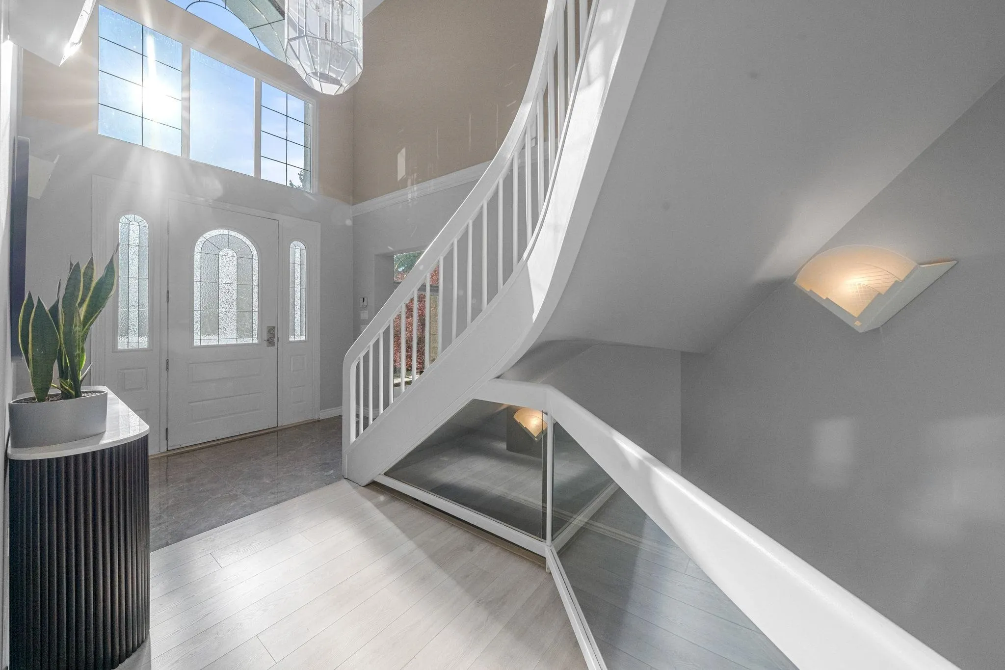 192 Montroyal Boulevard