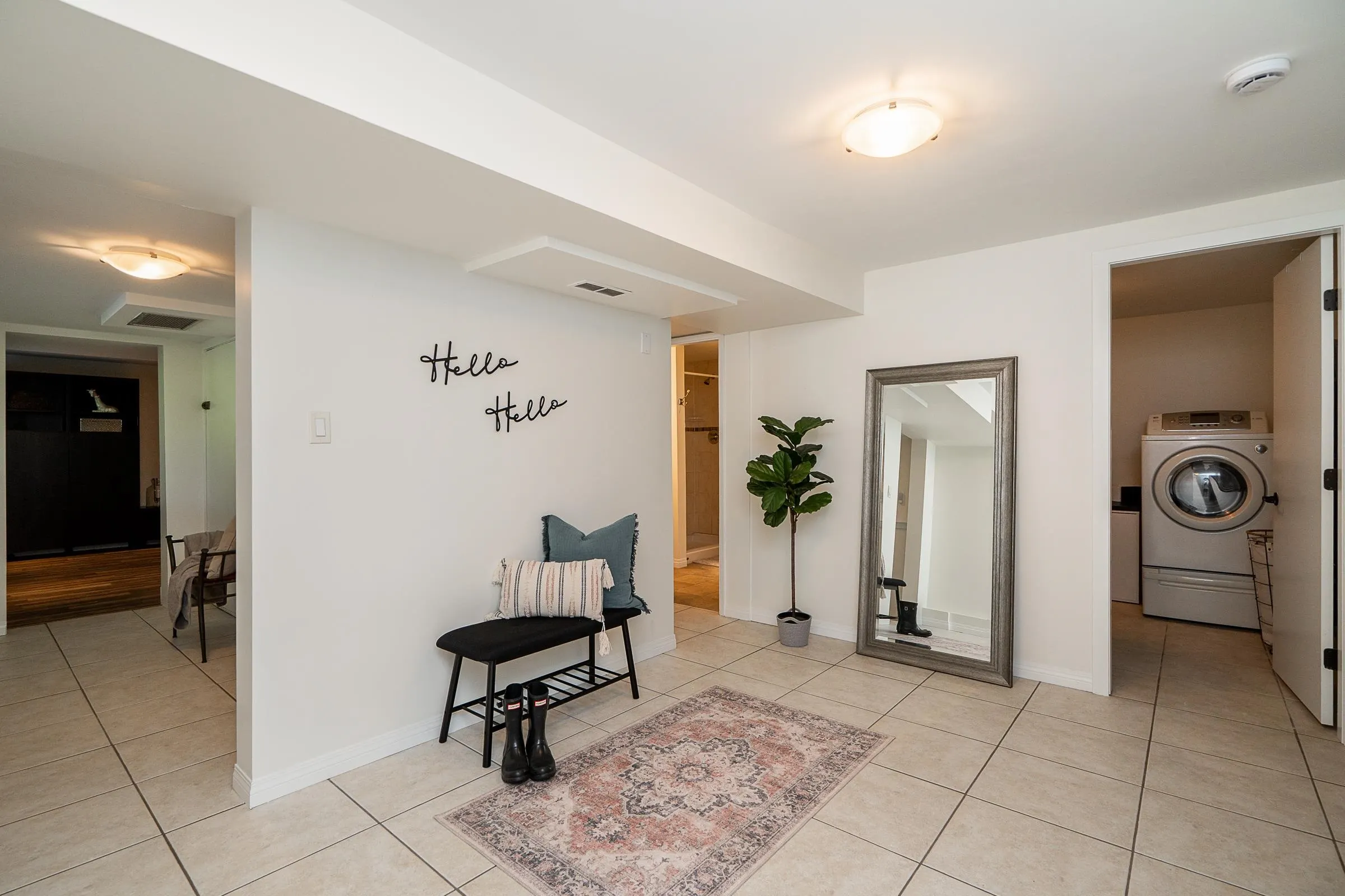 949 Fresno Place