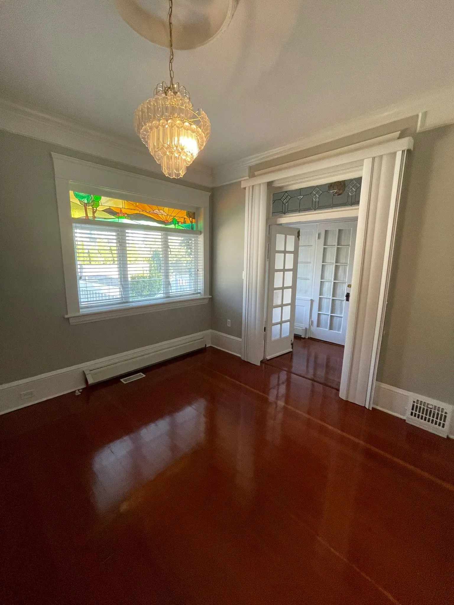 7505 Kingsway