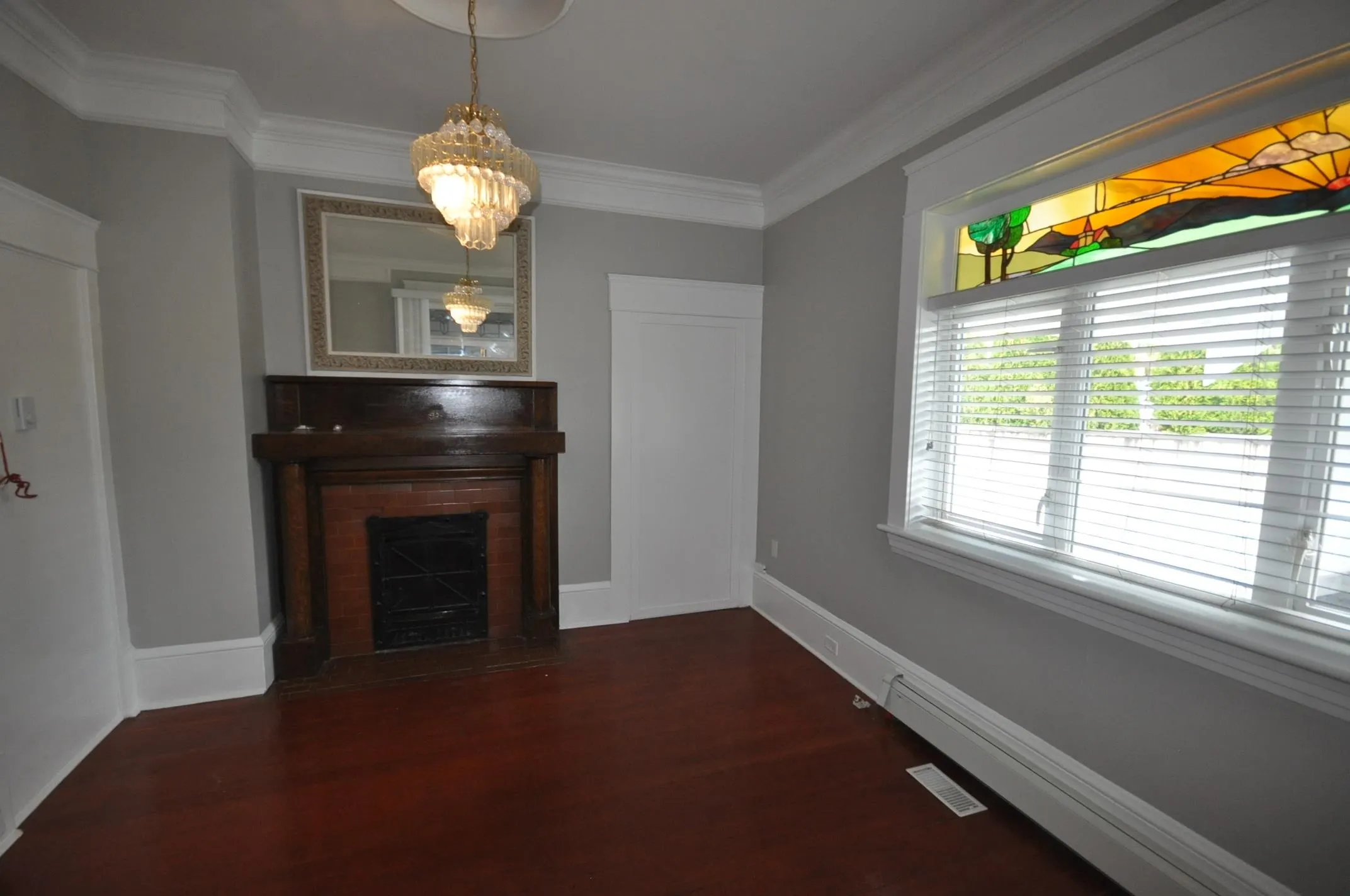 7505 Kingsway