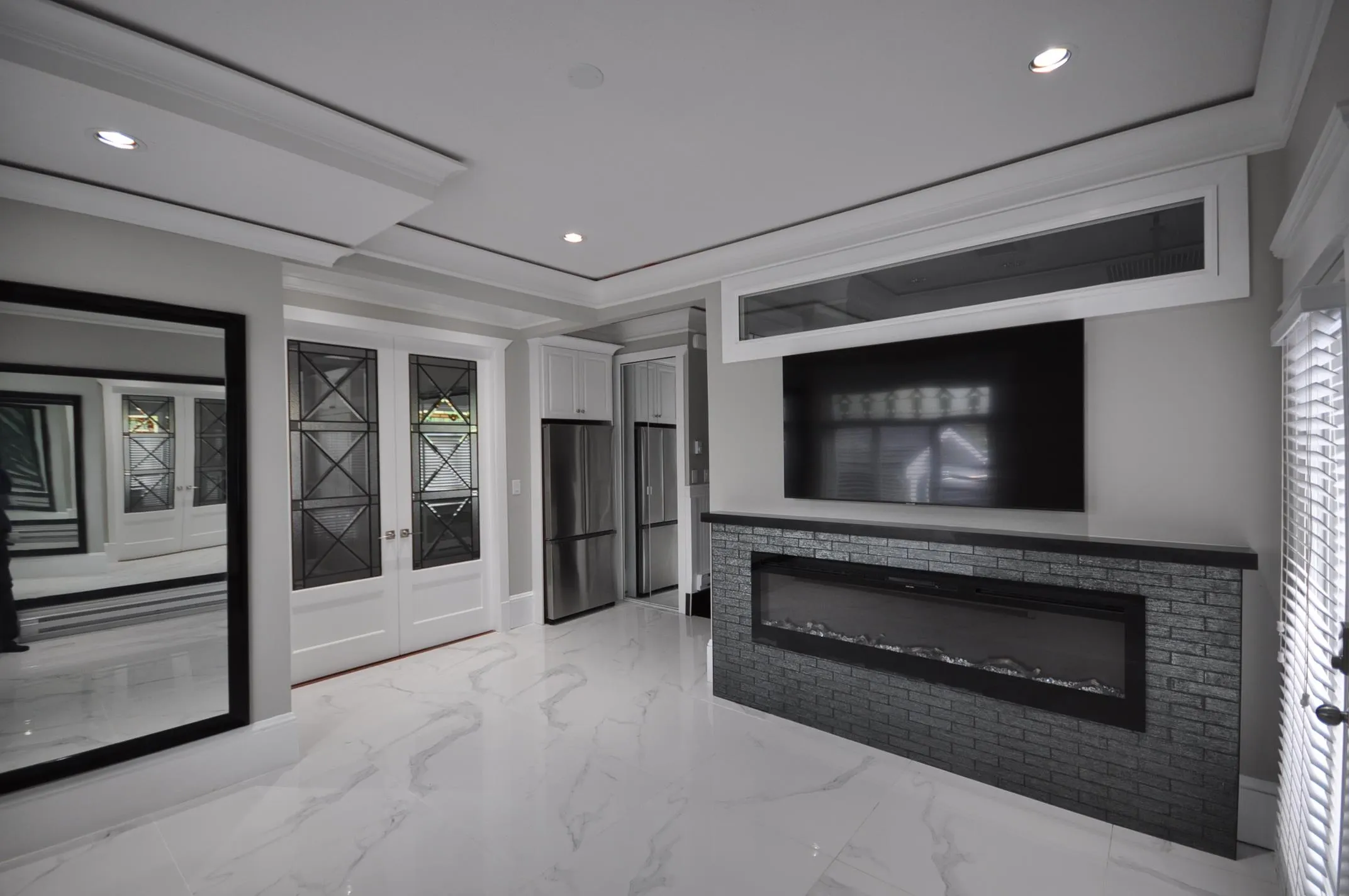 7505 Kingsway
