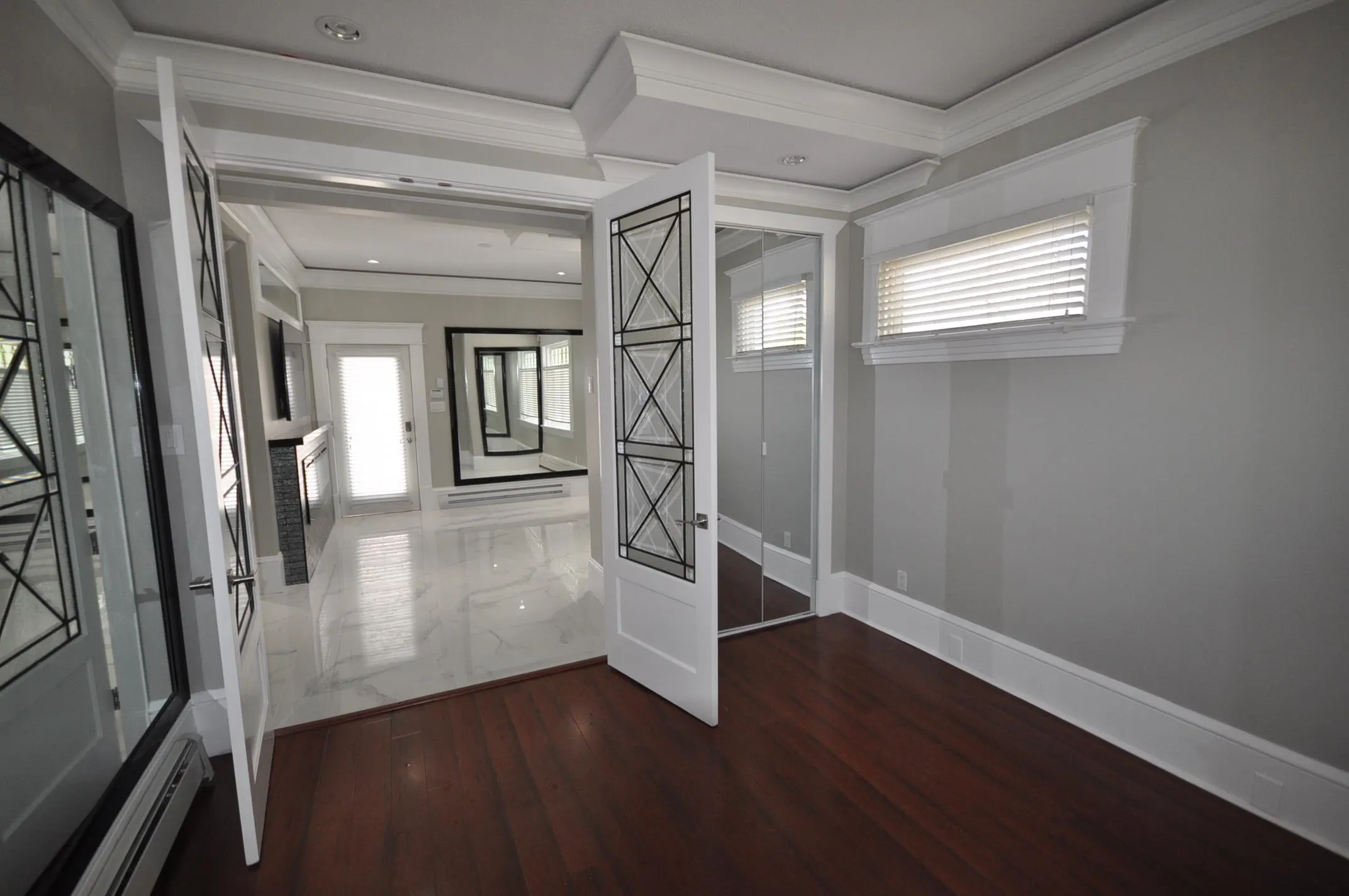 7505 Kingsway