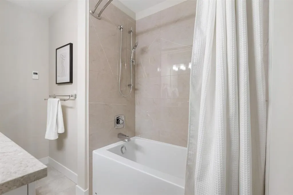 112 20932 83 Avenue