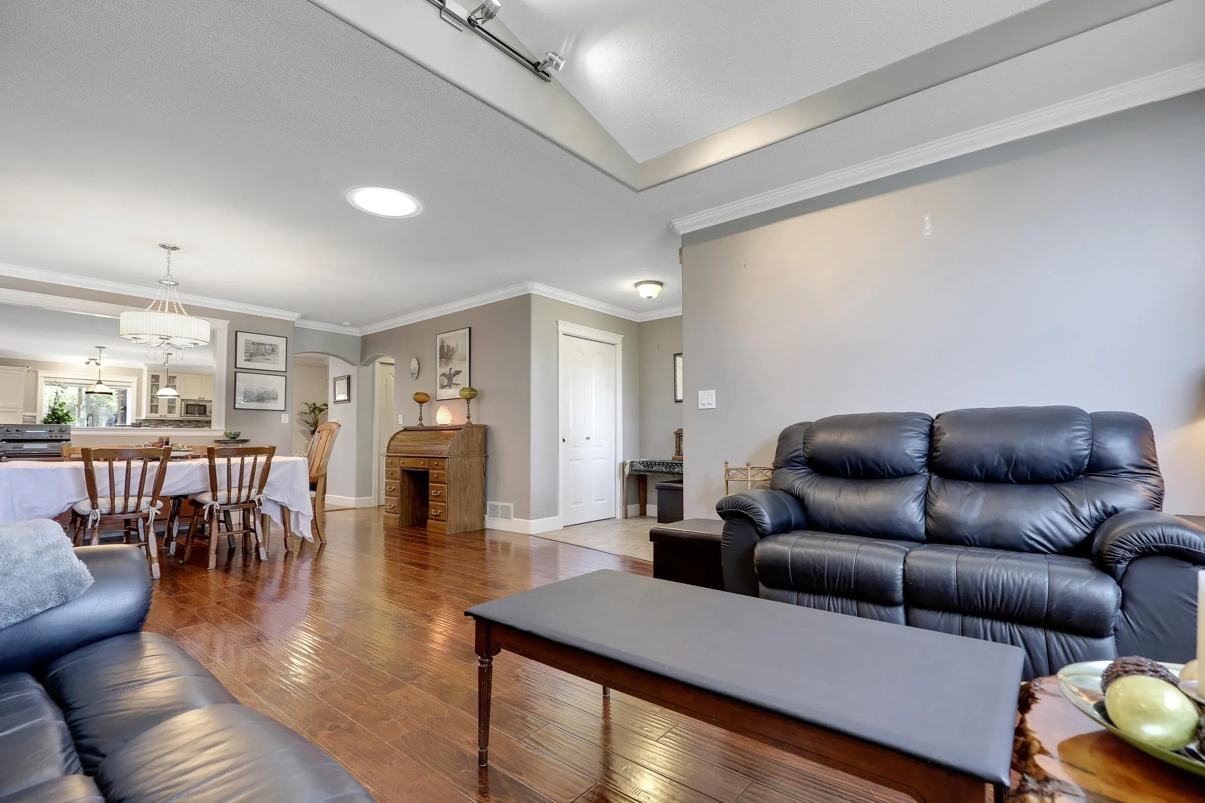 5451 Cedarcreek Drive