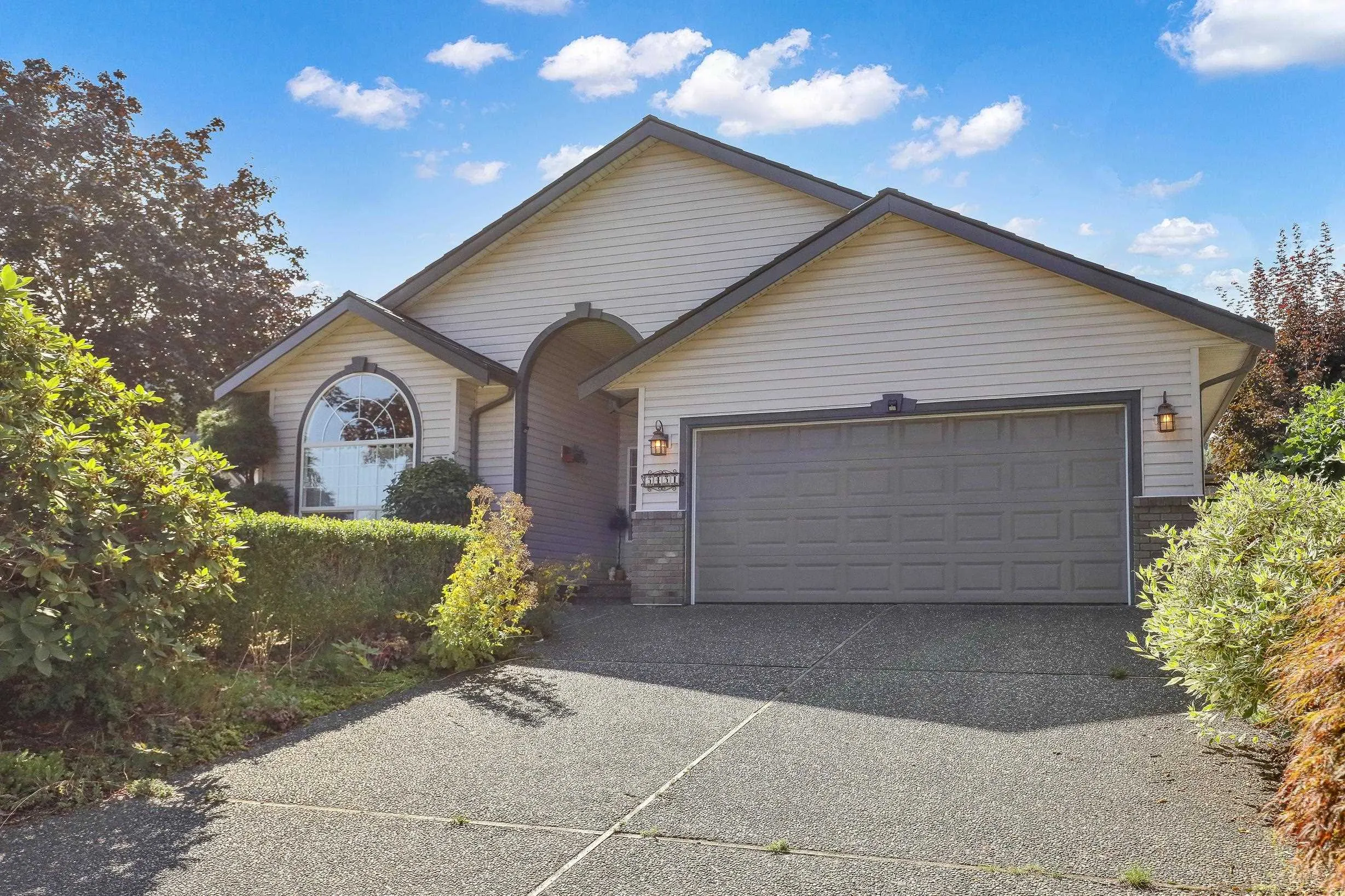 5451 Cedarcreek Drive