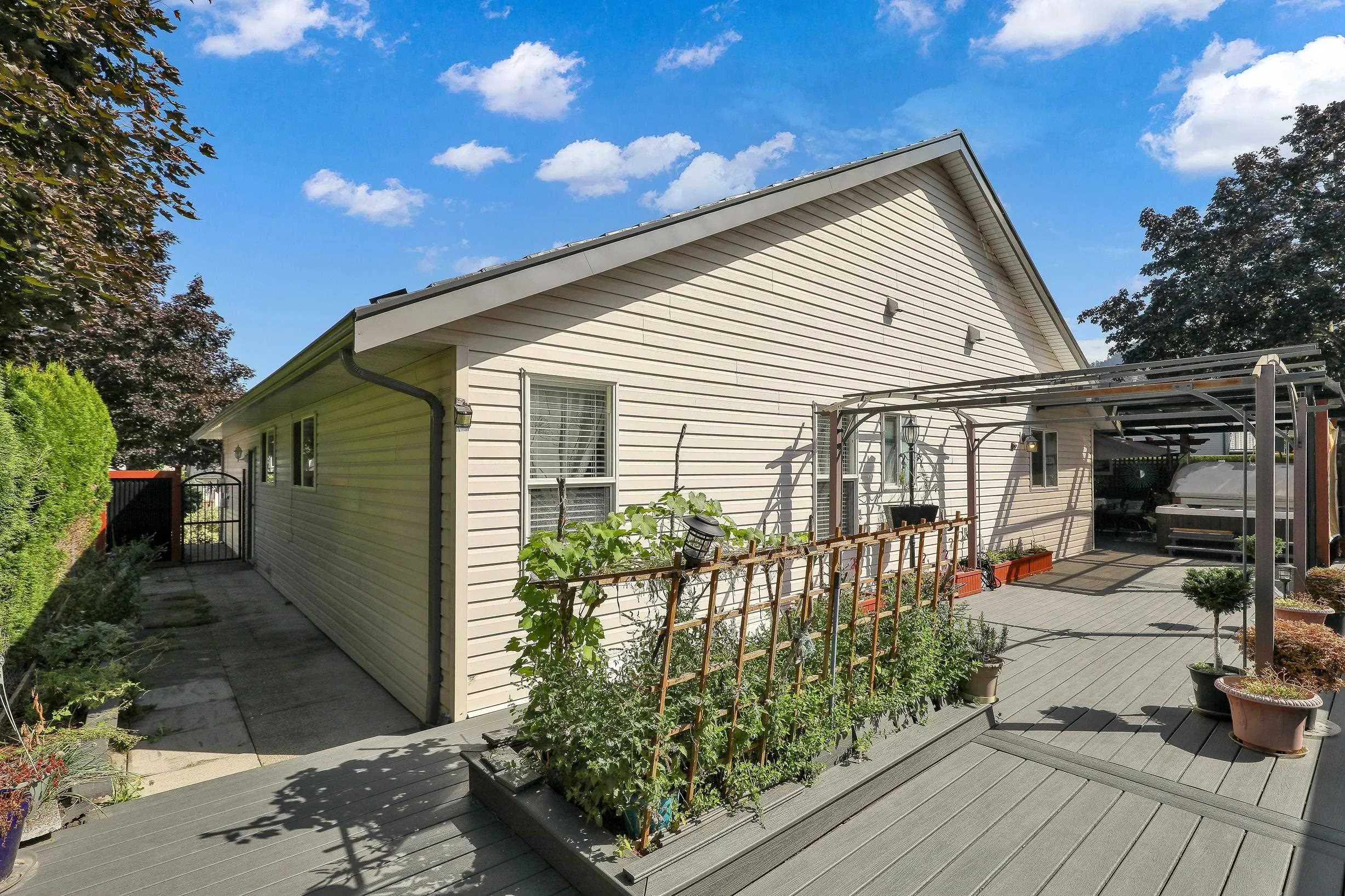 5451 Cedarcreek Drive