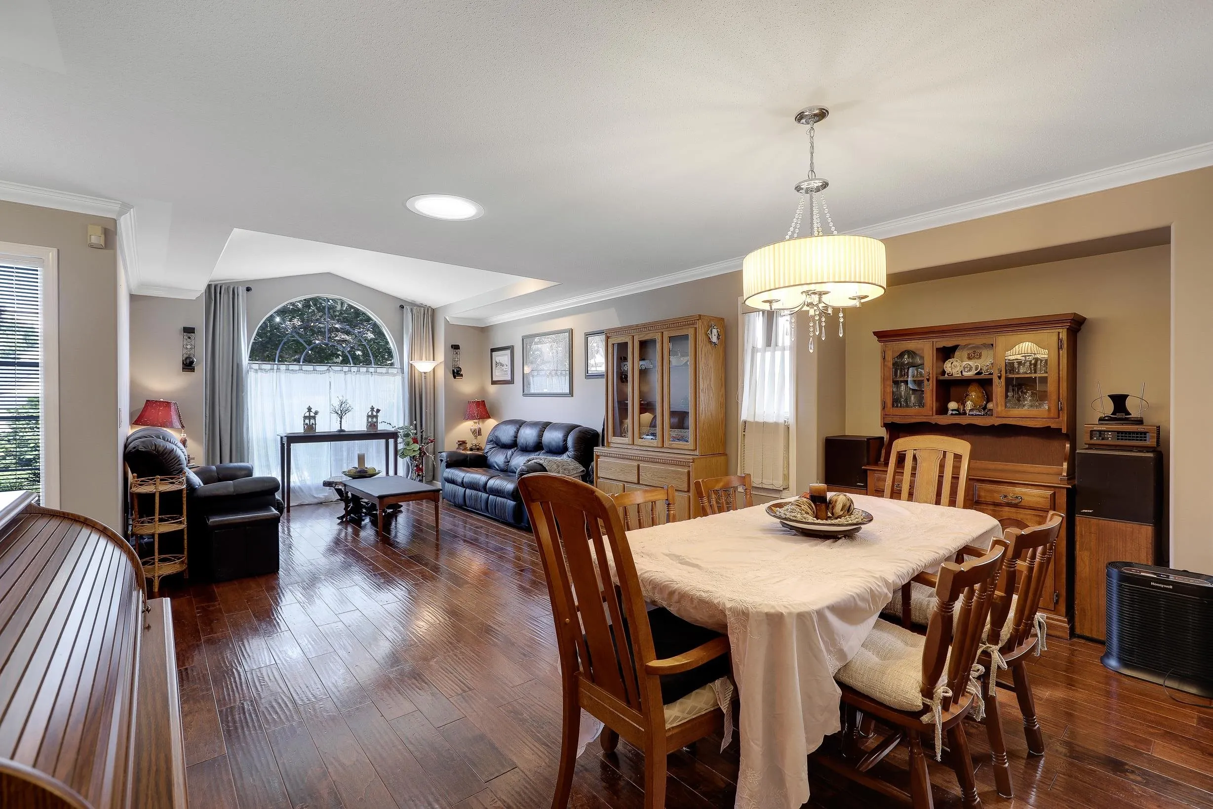 5451 Cedarcreek Drive