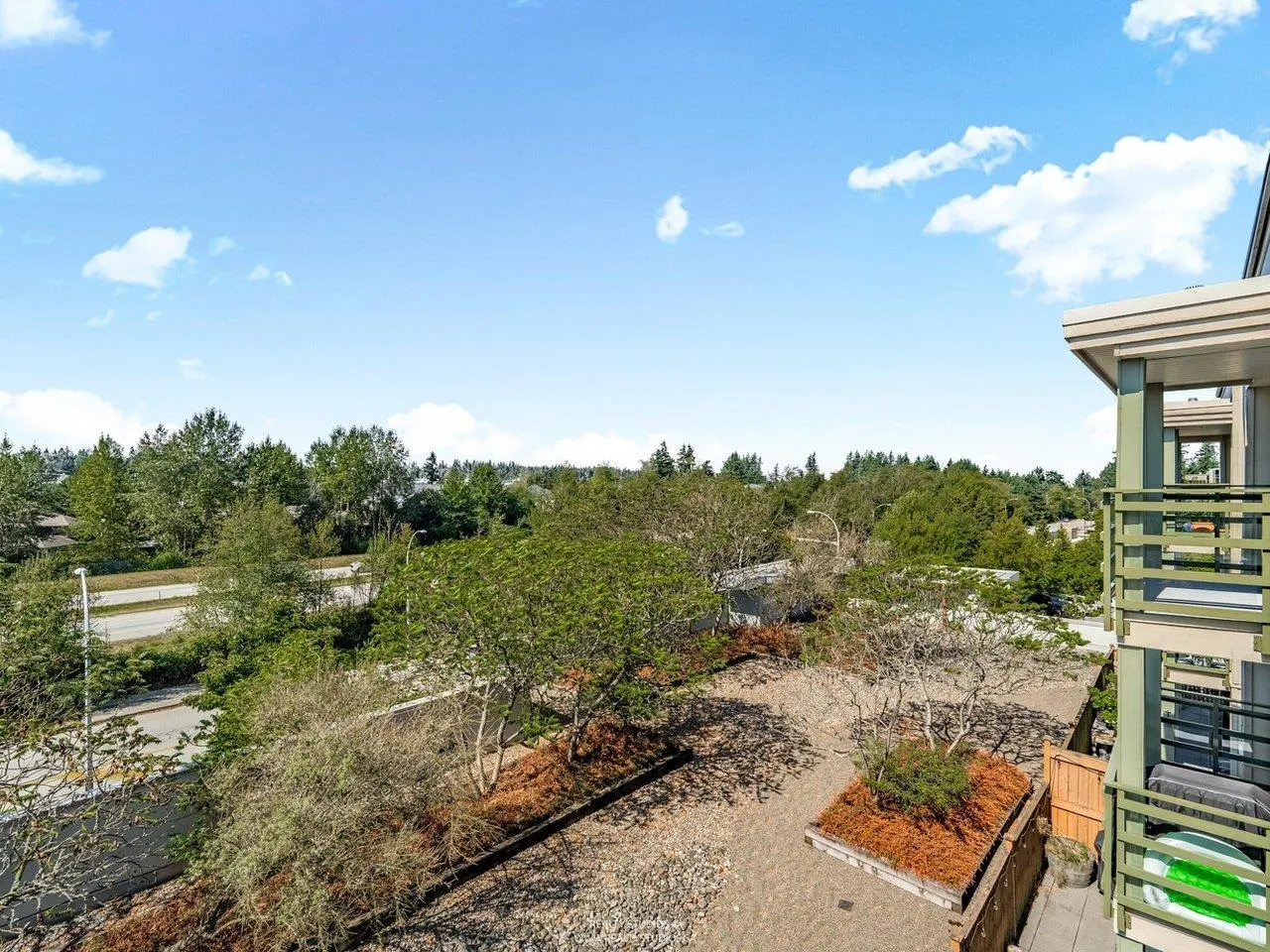 414 15735 Croydon Drive