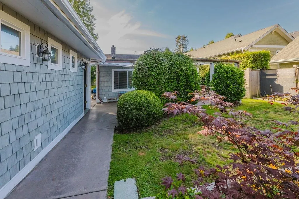 698 Franklin Road