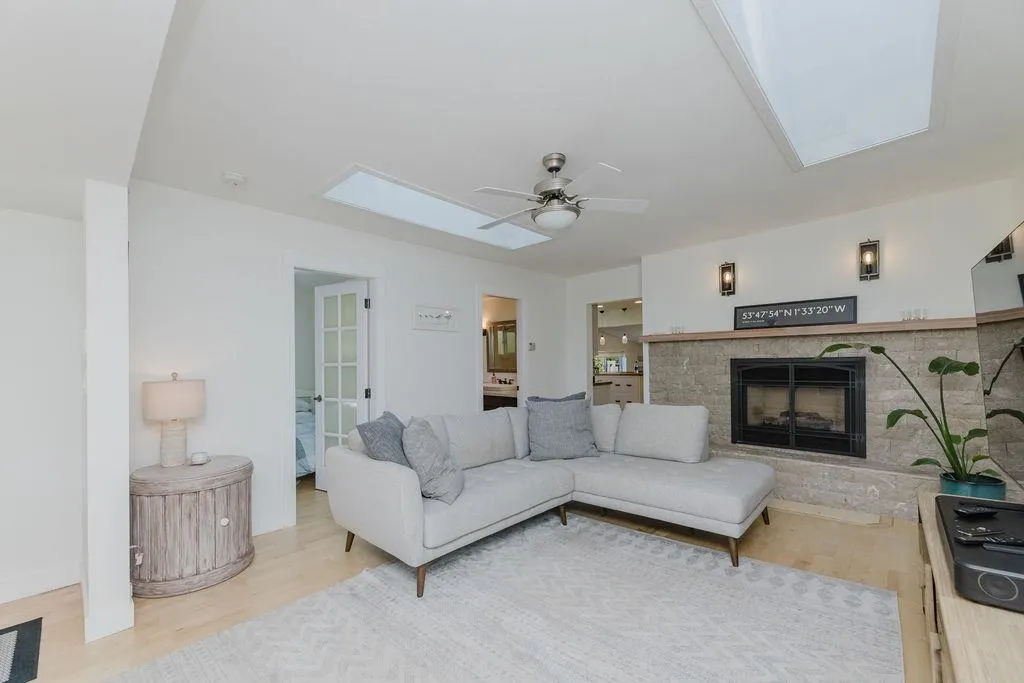 698 Franklin Road