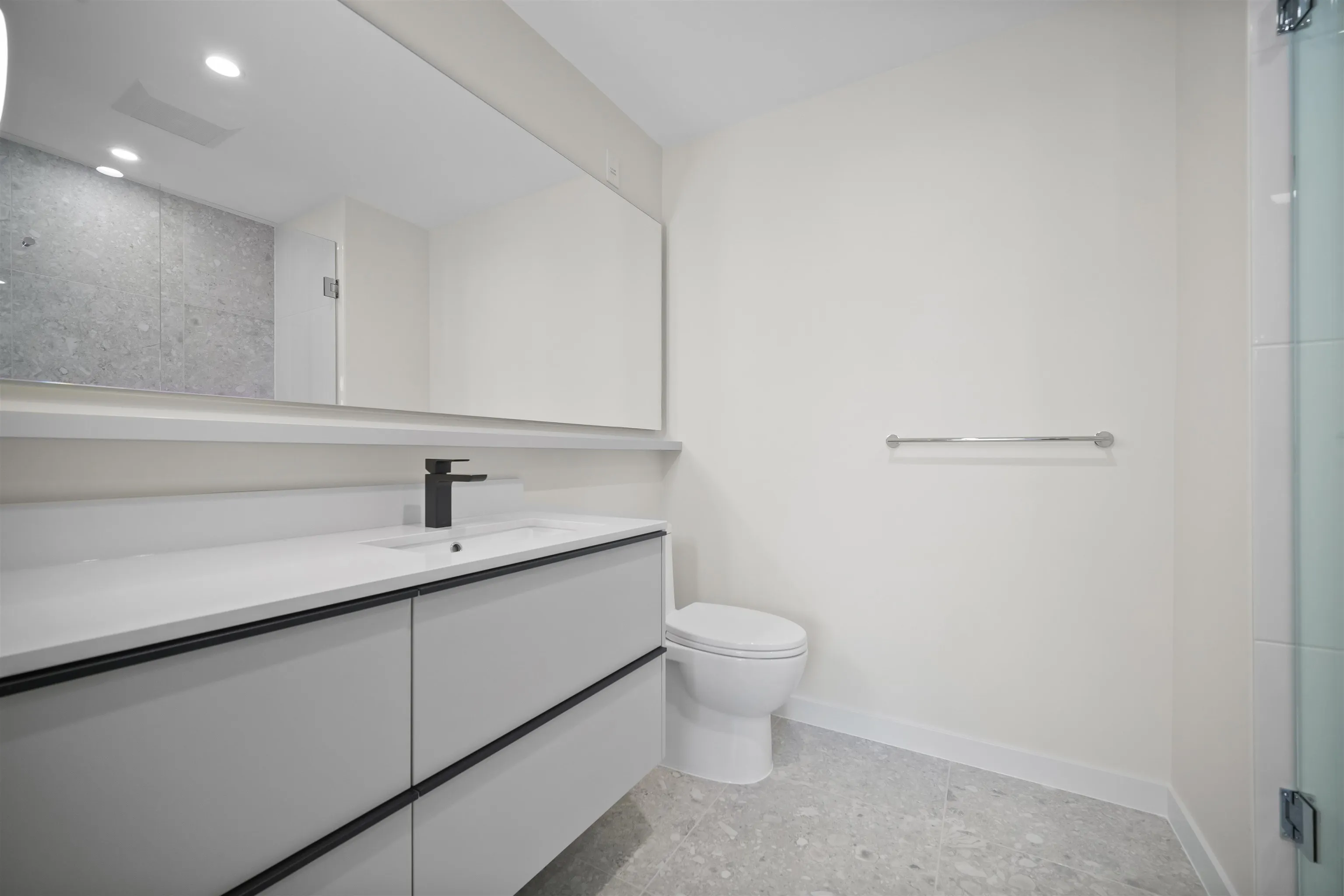 204 2015 St. Johns Street