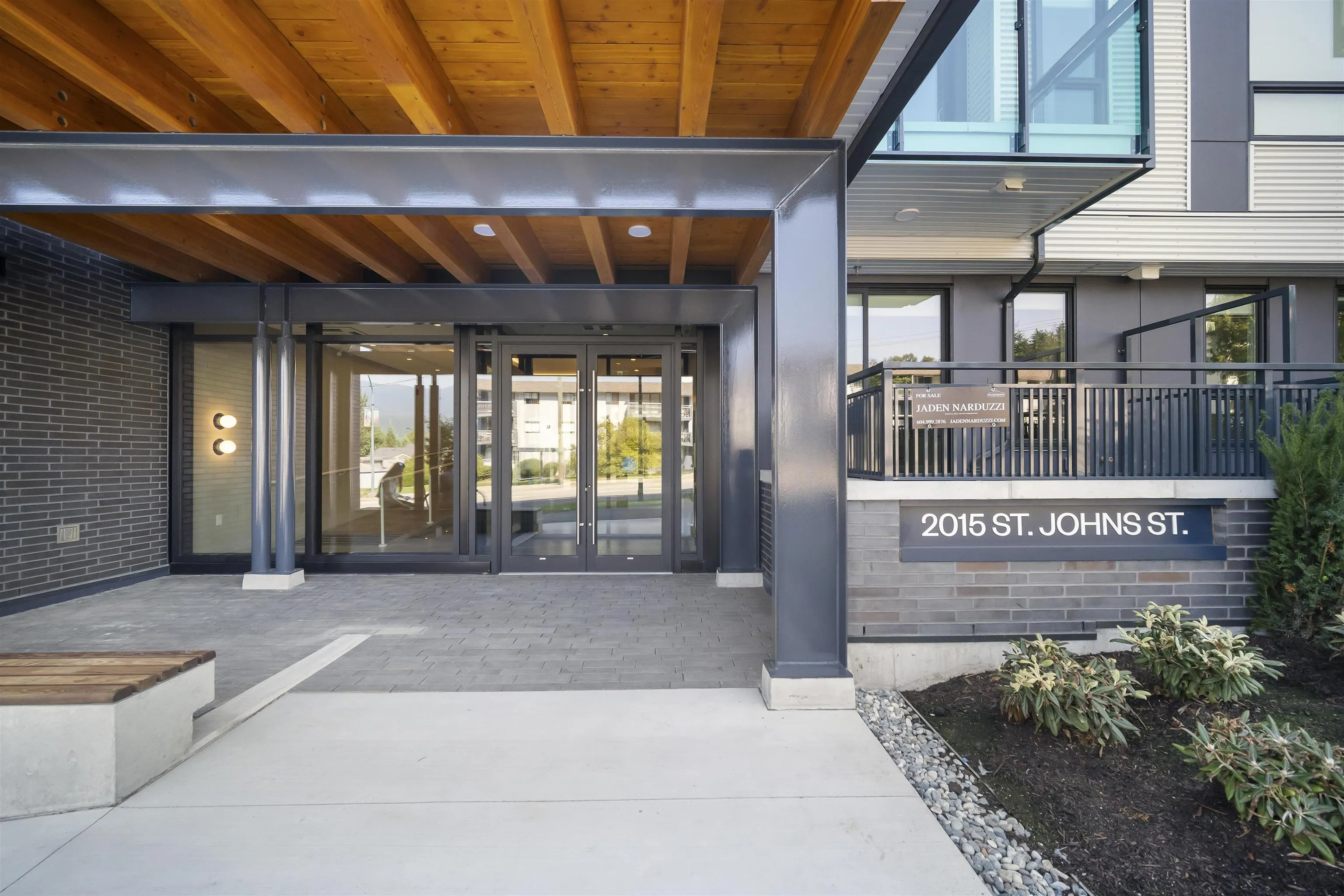 204 2015 St. Johns Street