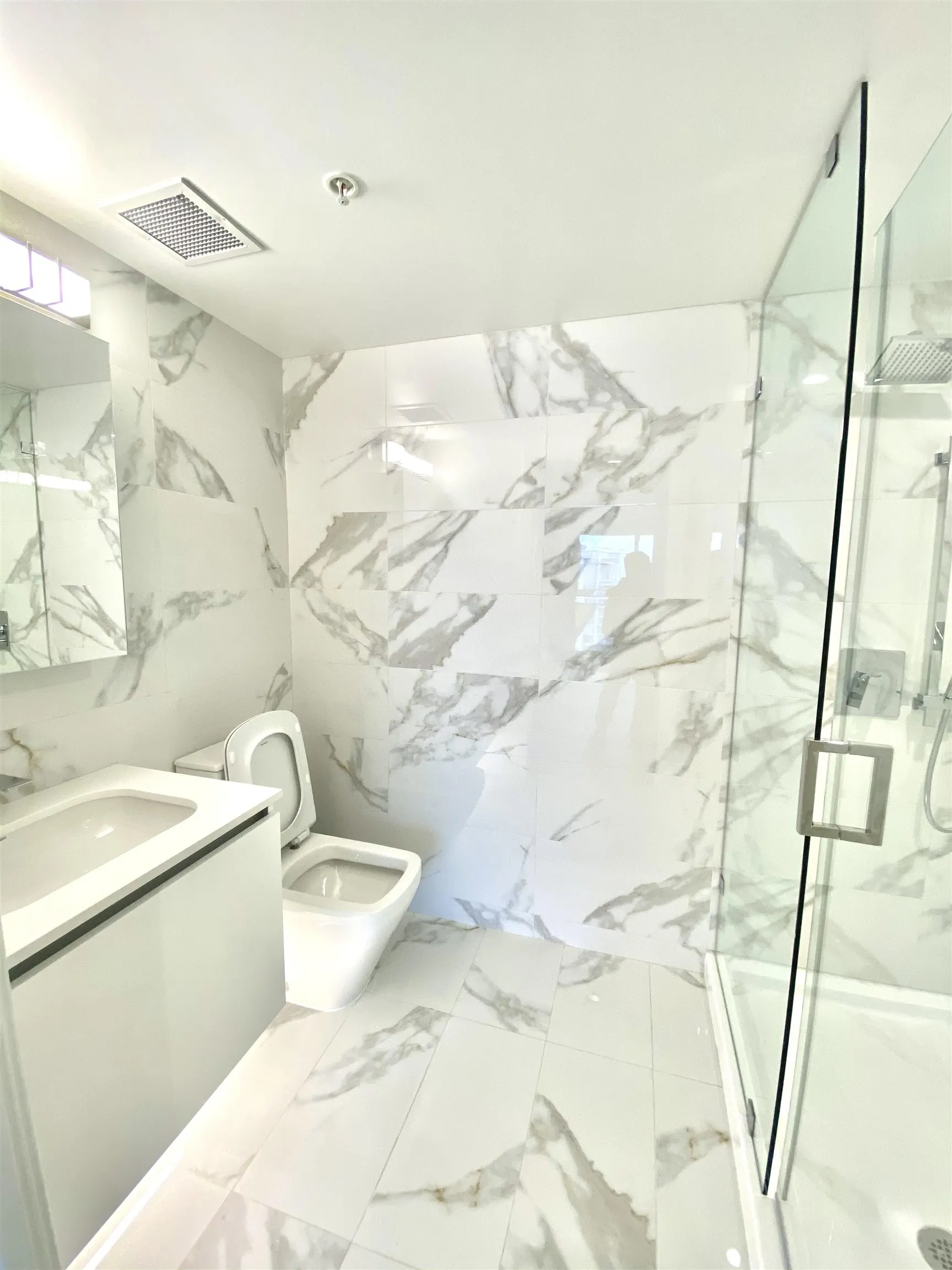 1601 5788 Gilbert Road