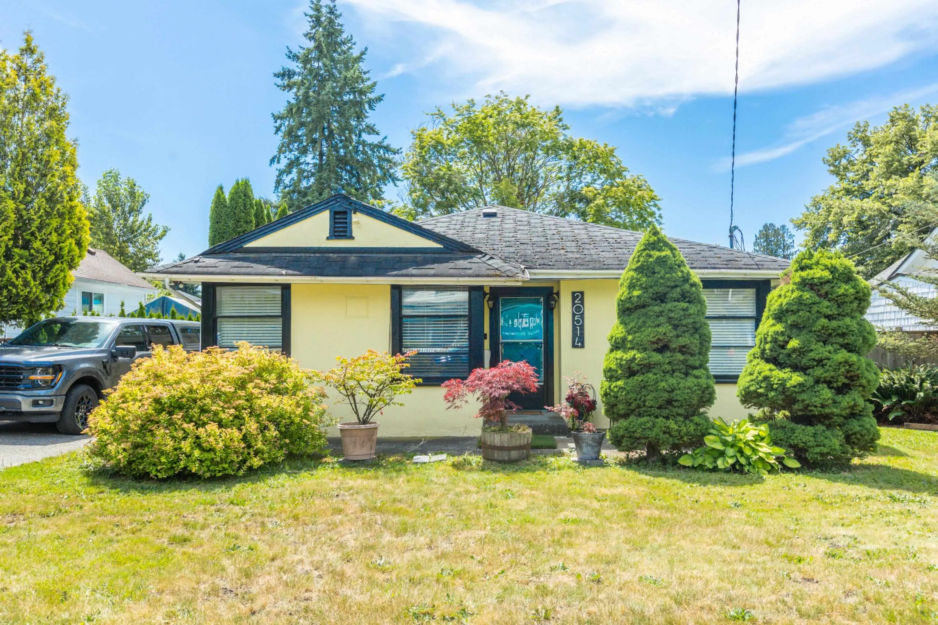 20514 Westfield Avenue