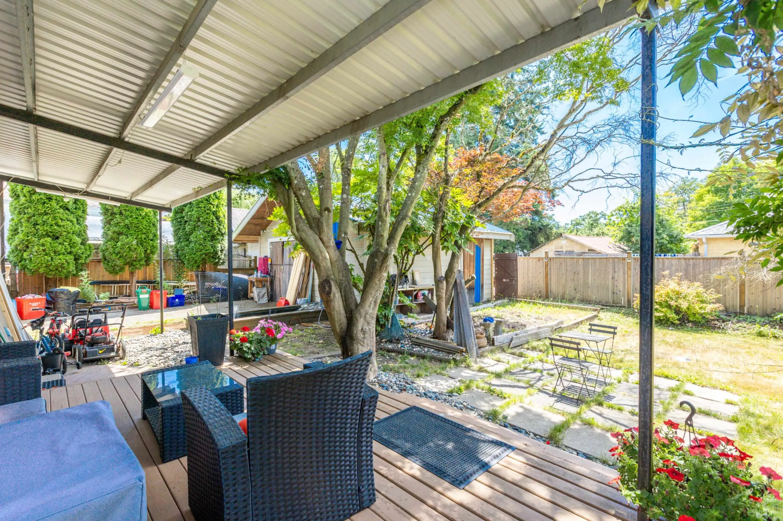 20514 Westfield Avenue