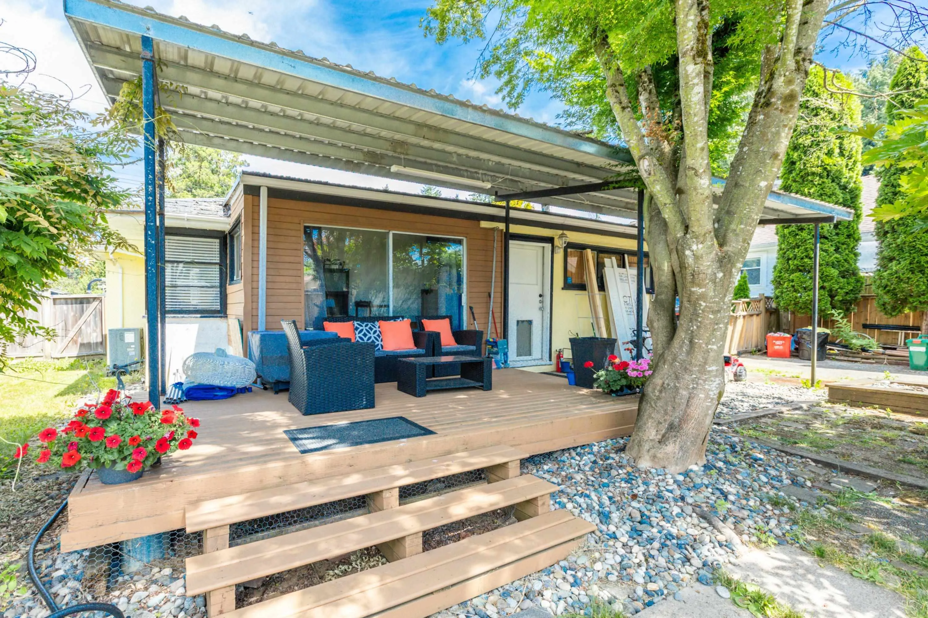 20514 Westfield Avenue