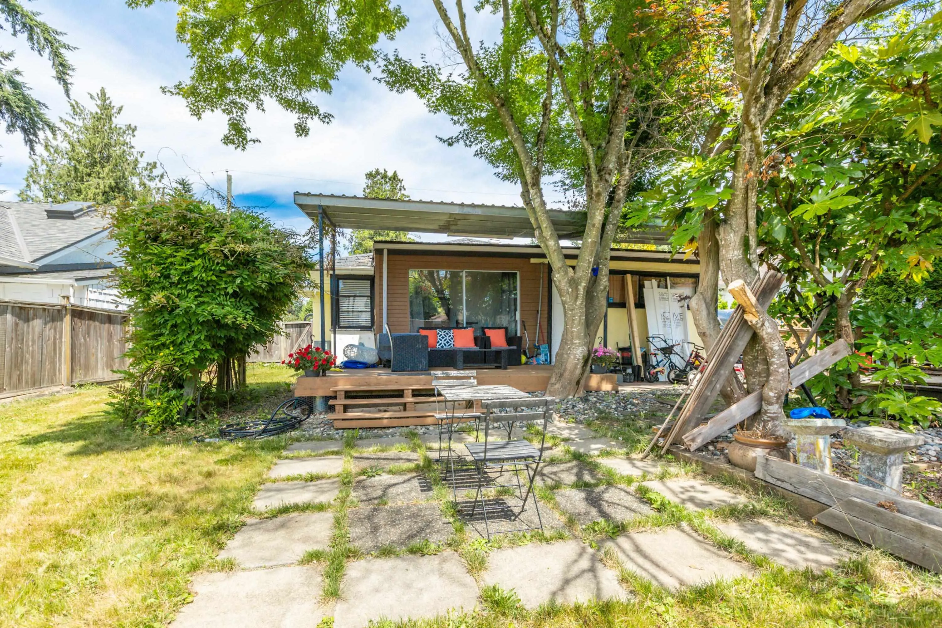 20514 Westfield Avenue