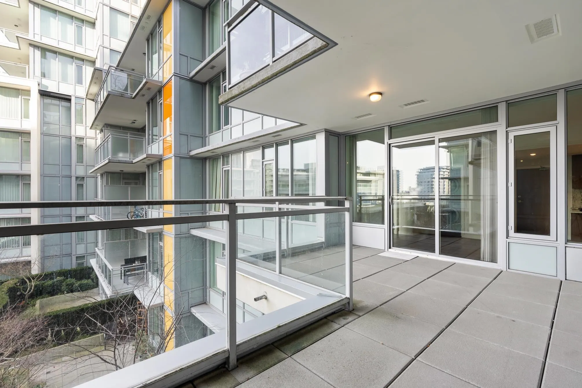 713 8688 Hazelbridge Way
