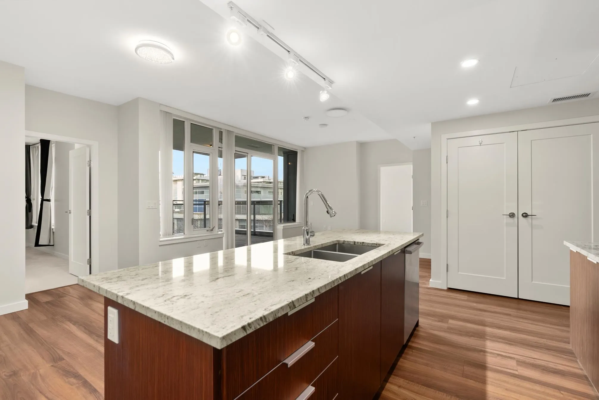 713 8688 Hazelbridge Way