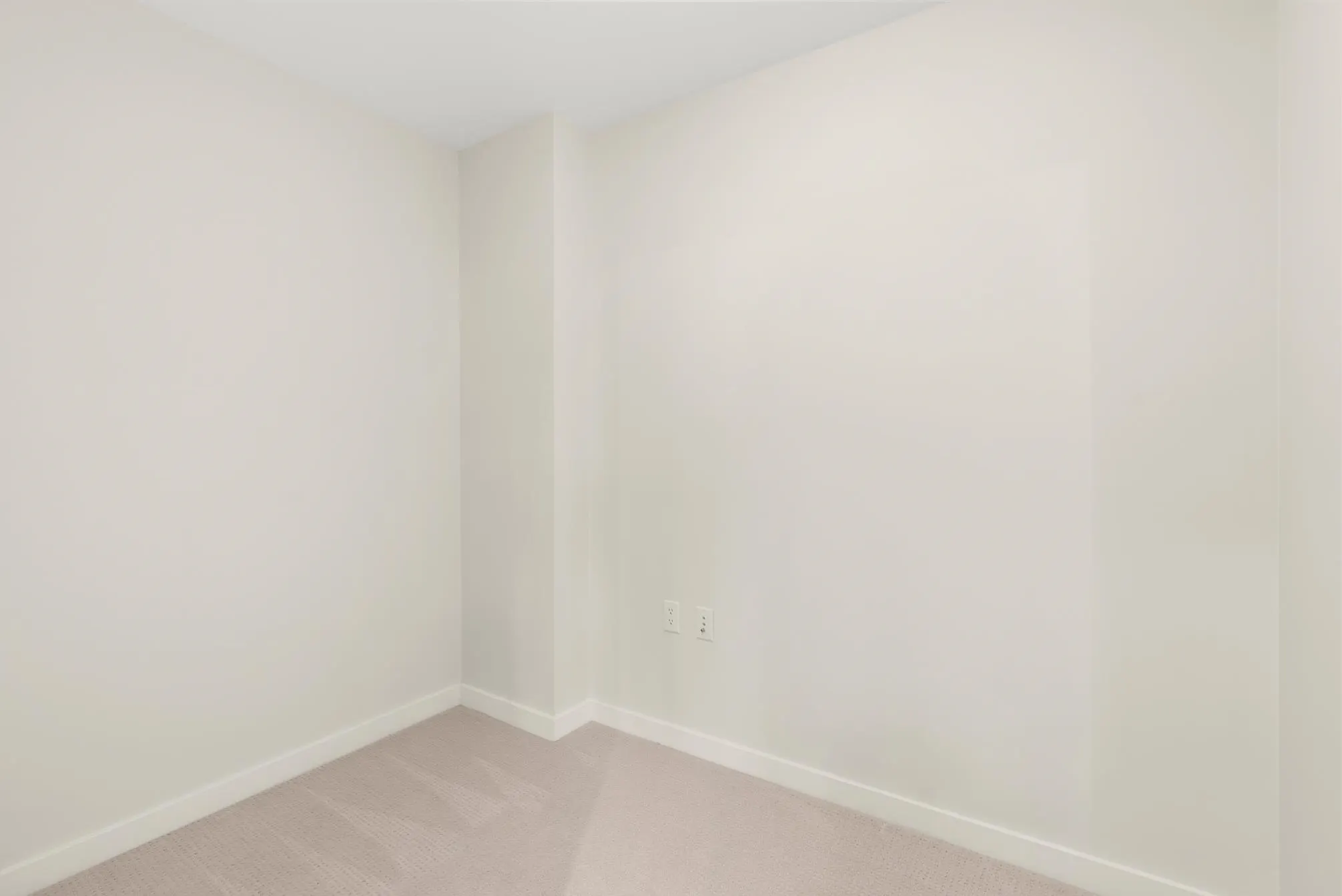 713 8688 Hazelbridge Way