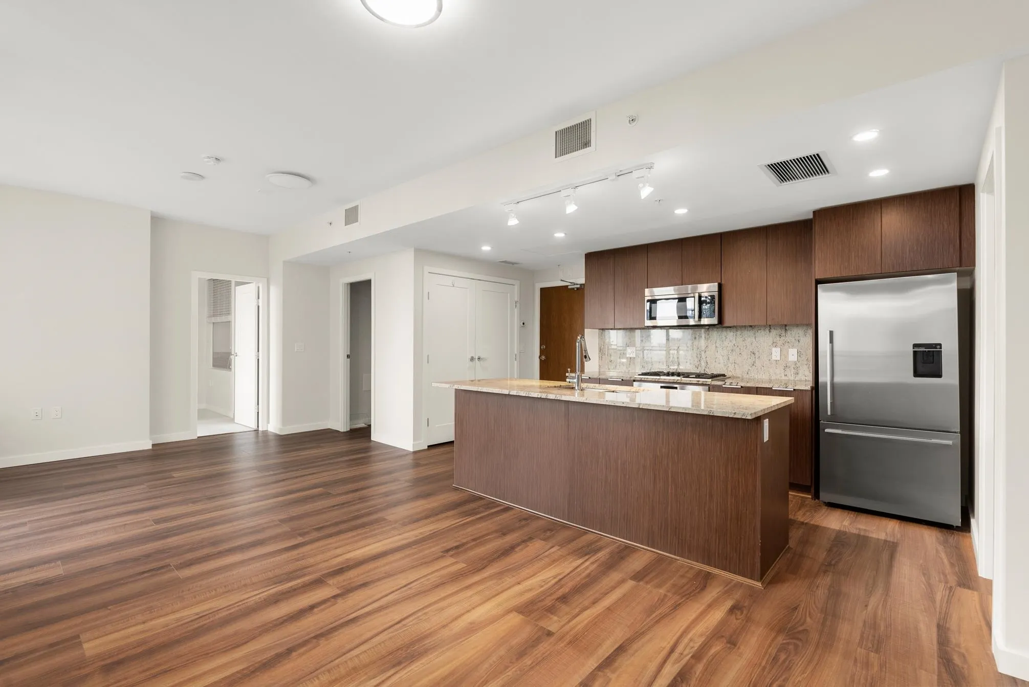 713 8688 Hazelbridge Way
