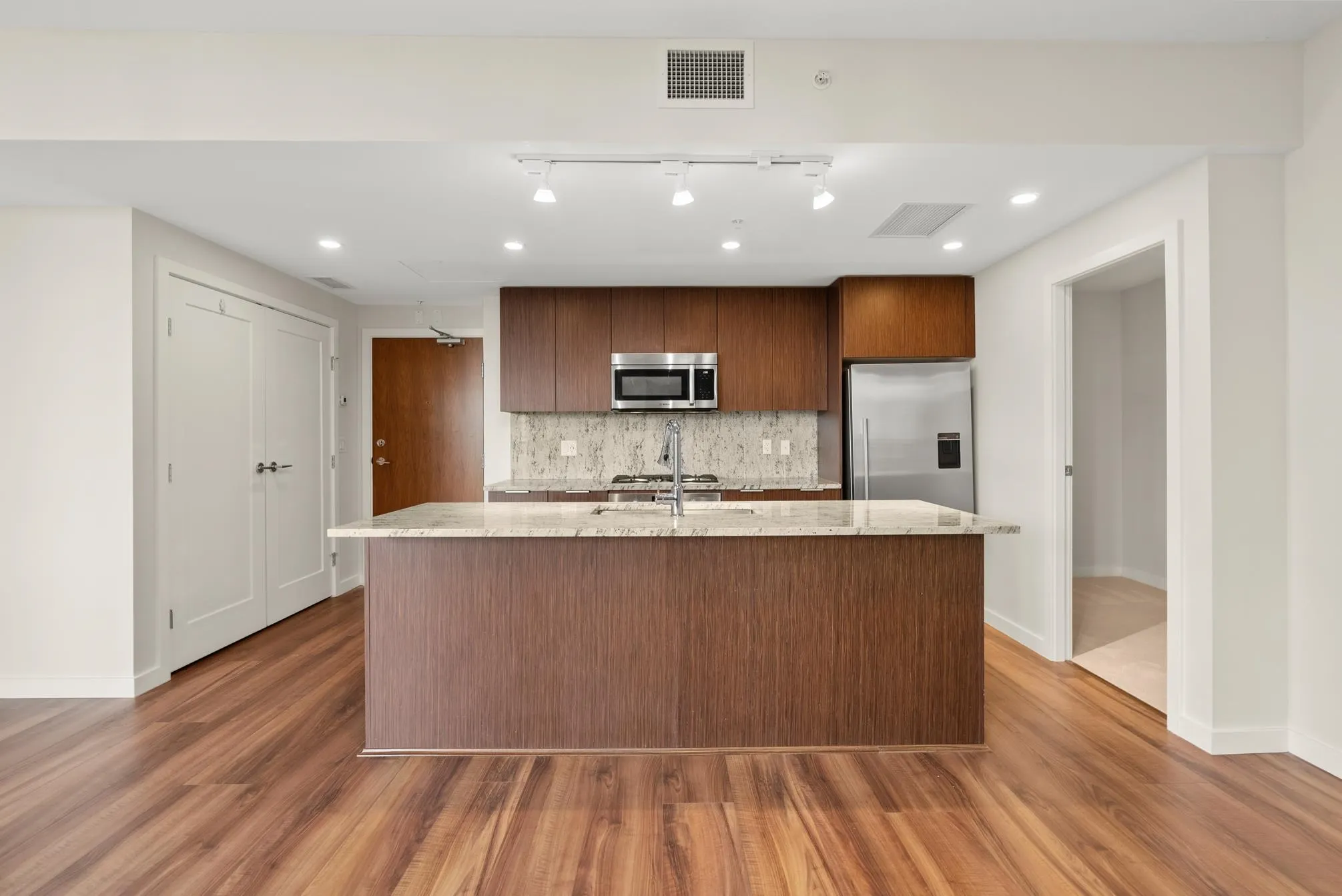 713 8688 Hazelbridge Way