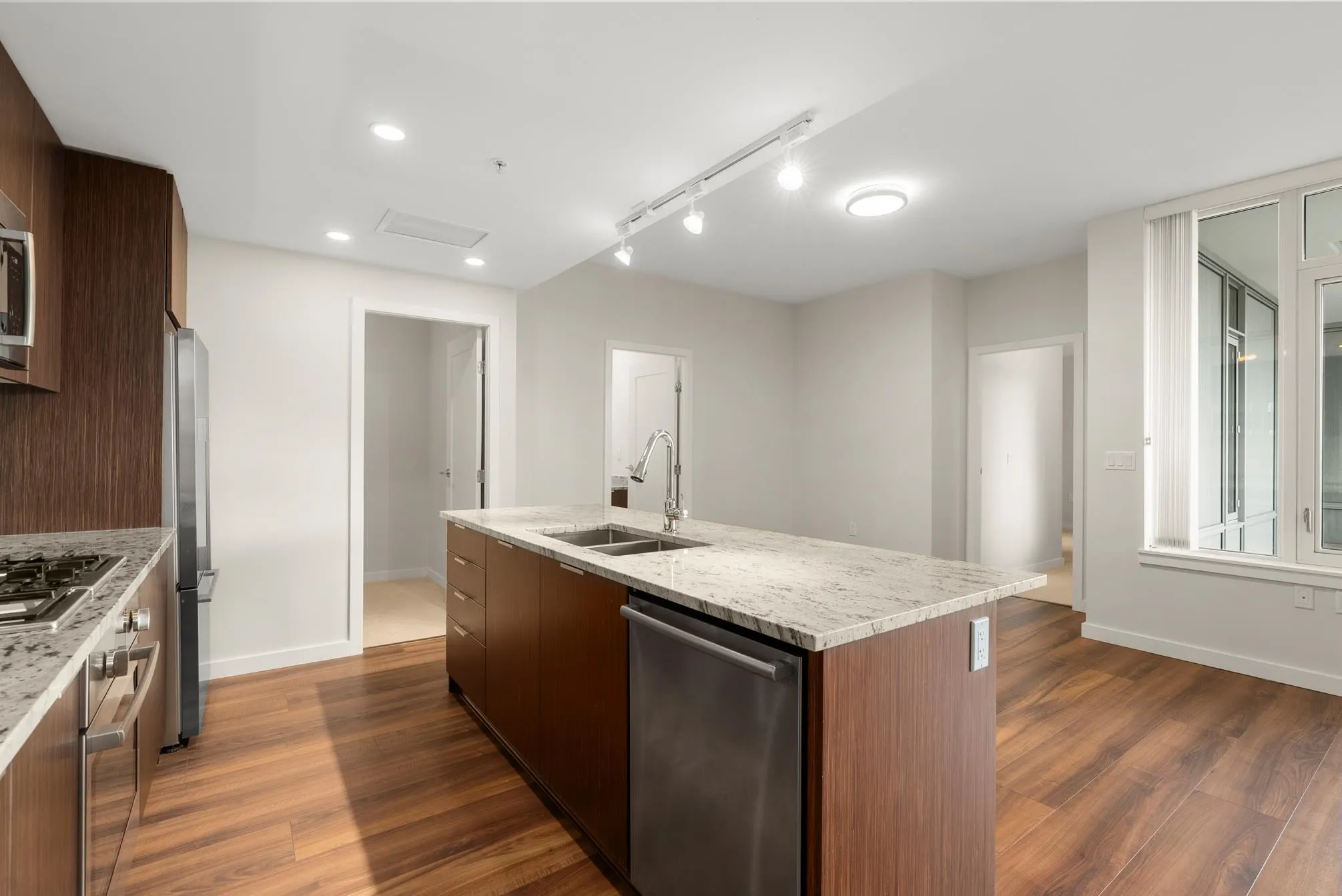 713 8688 Hazelbridge Way