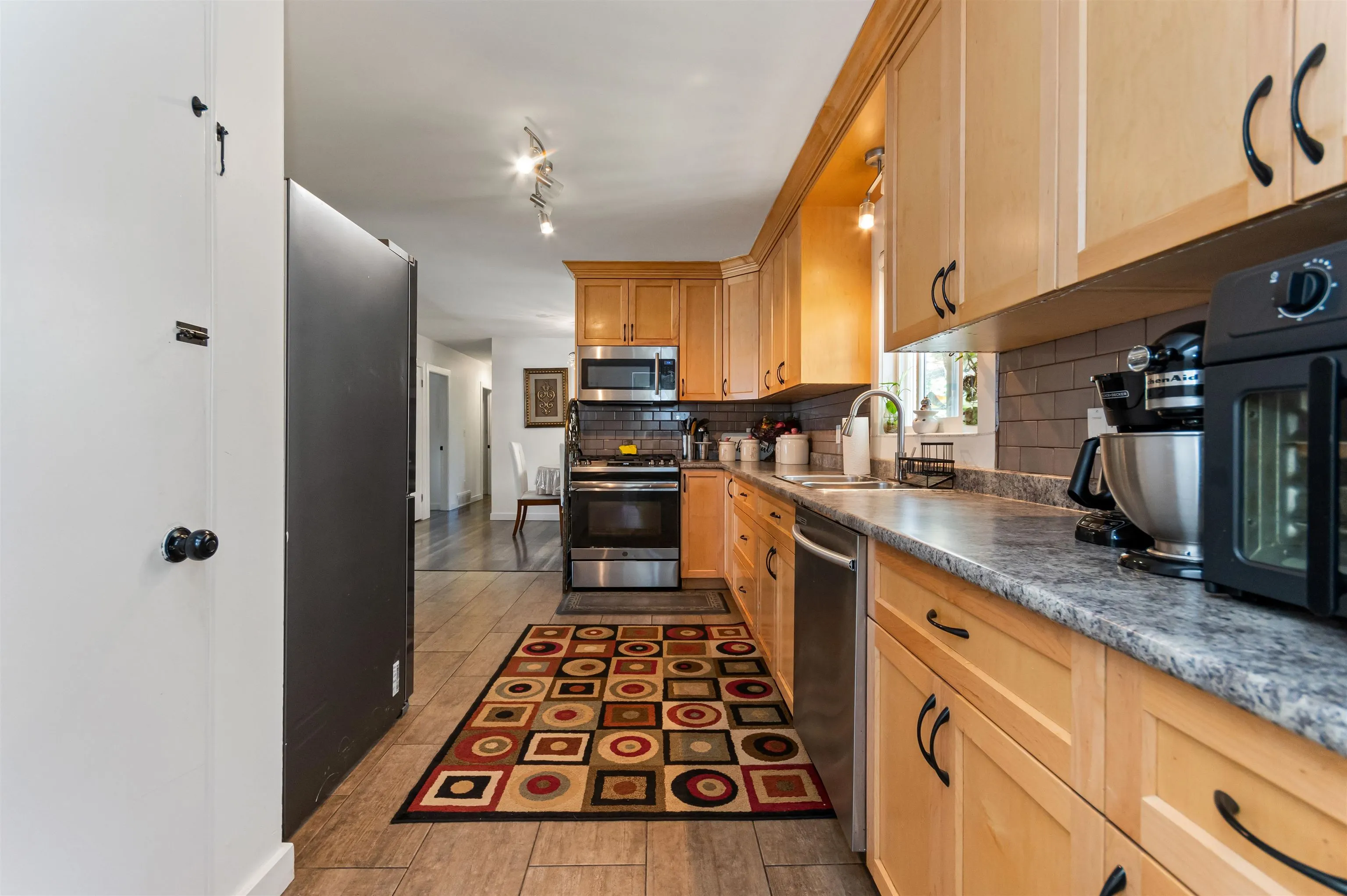 8550 Norman Crescent