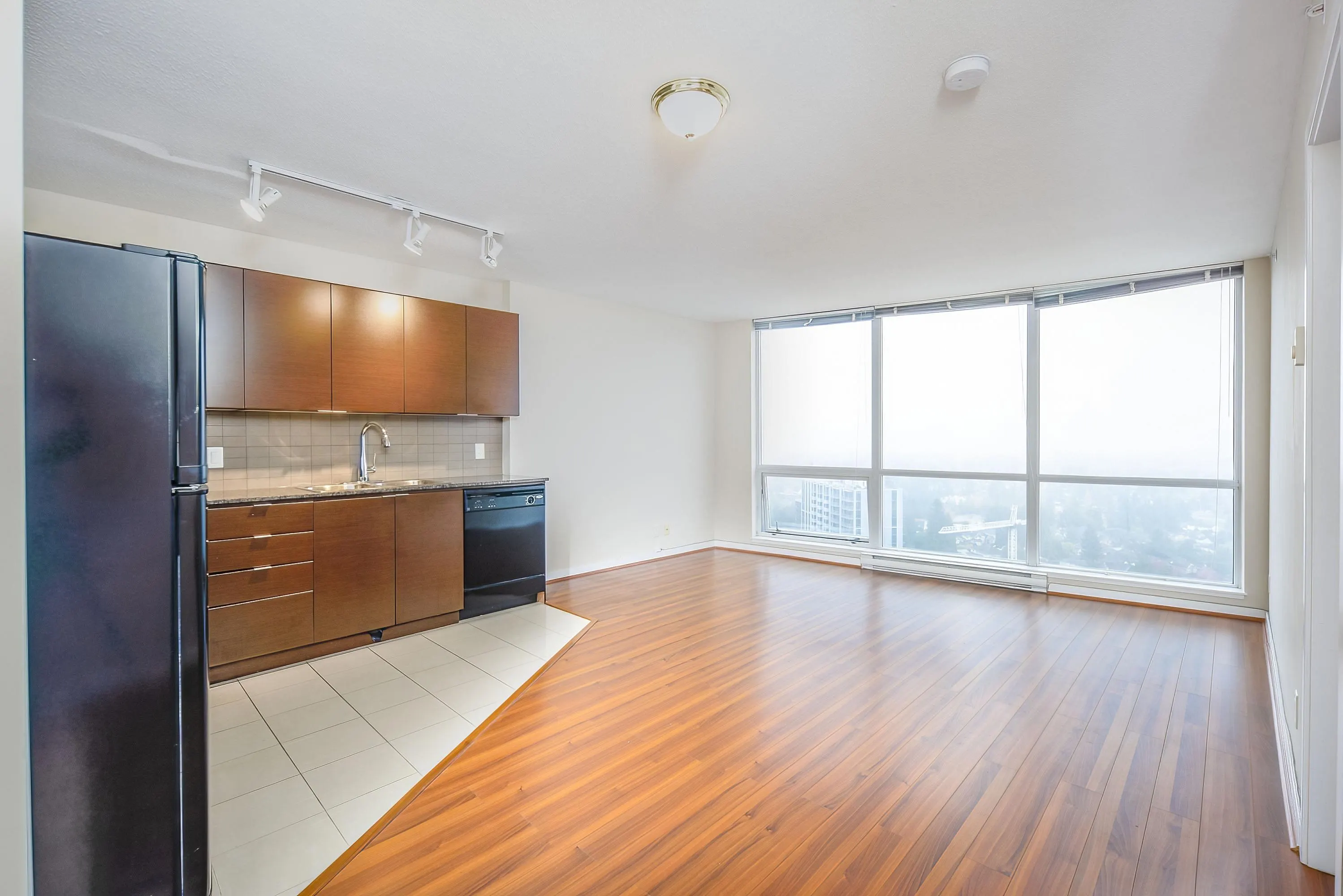 3010 13618 100 Avenue