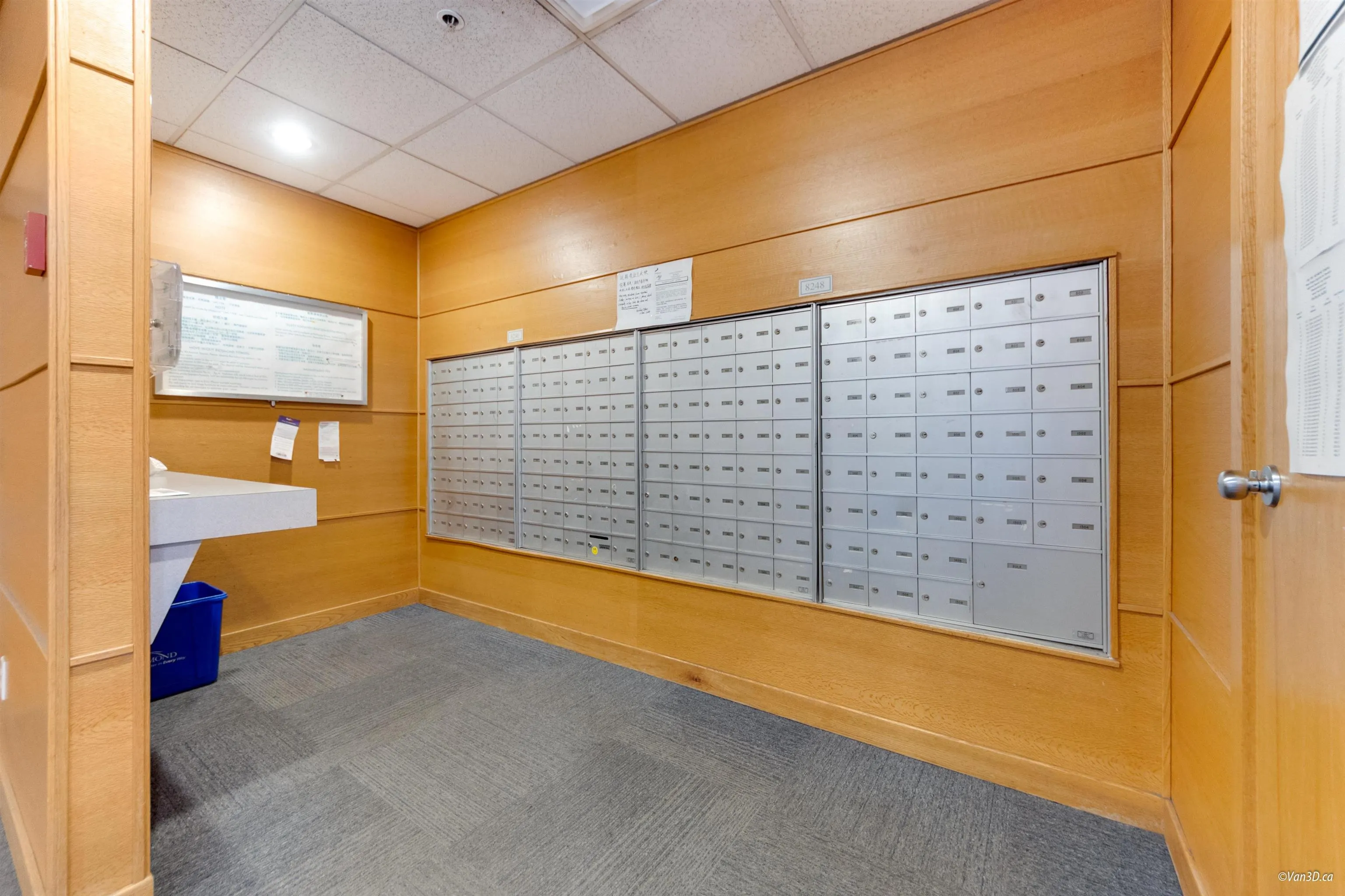 205 8246 Lansdowne Road