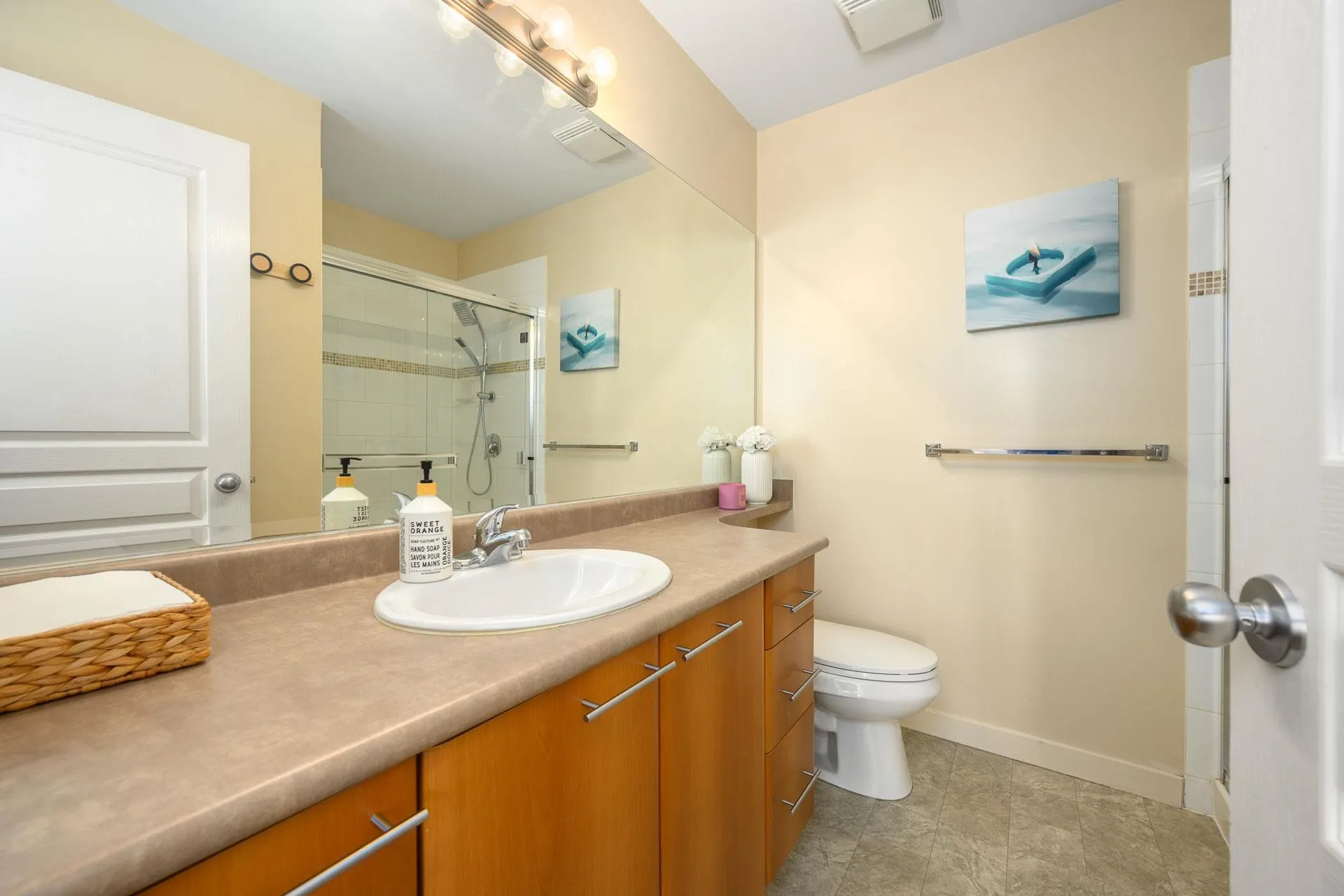 29 2000 Panorama Drive