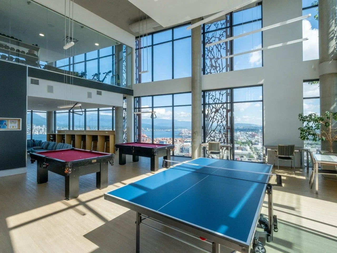 2503 108 W Cordova Street