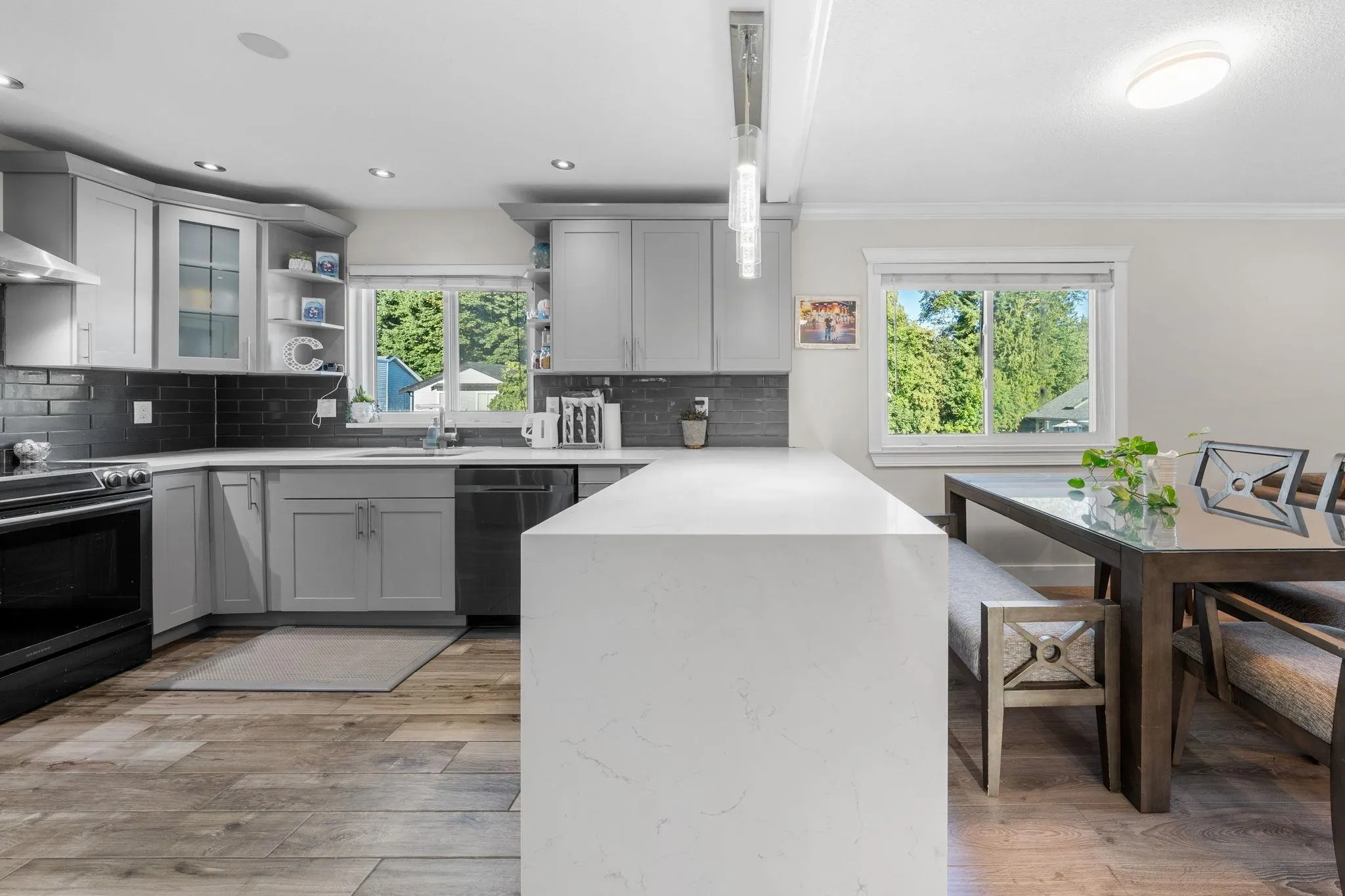 20709 120b Avenue