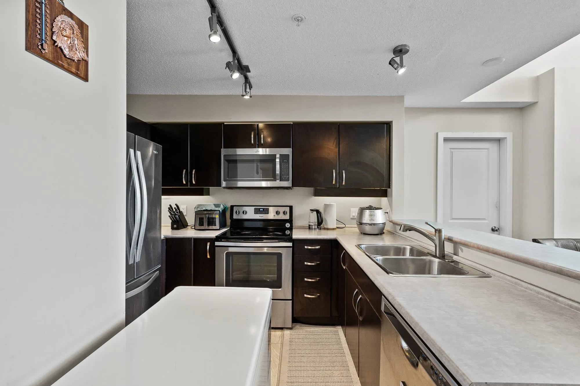 452 10838 City Parkway