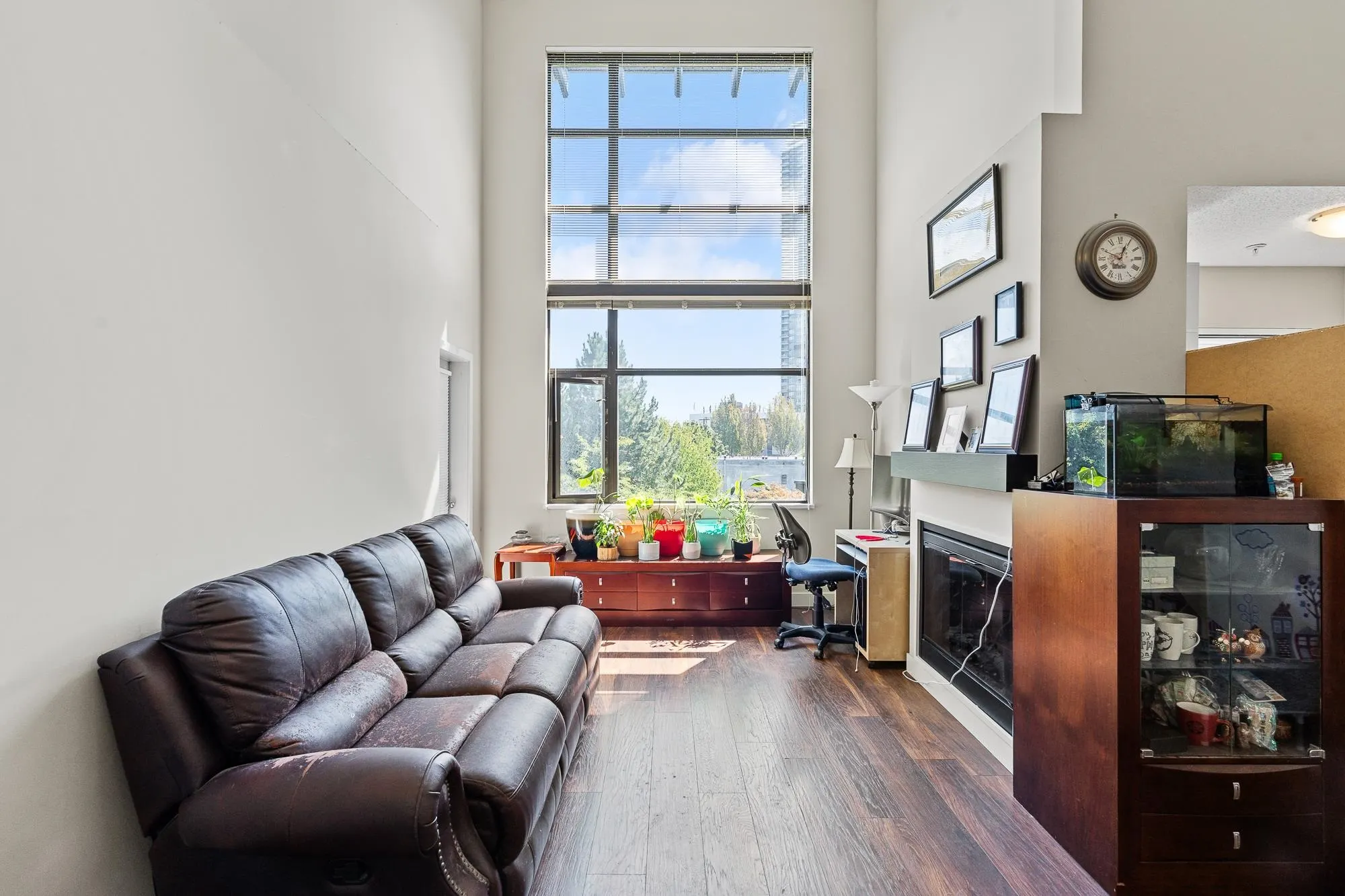 452 10838 City Parkway