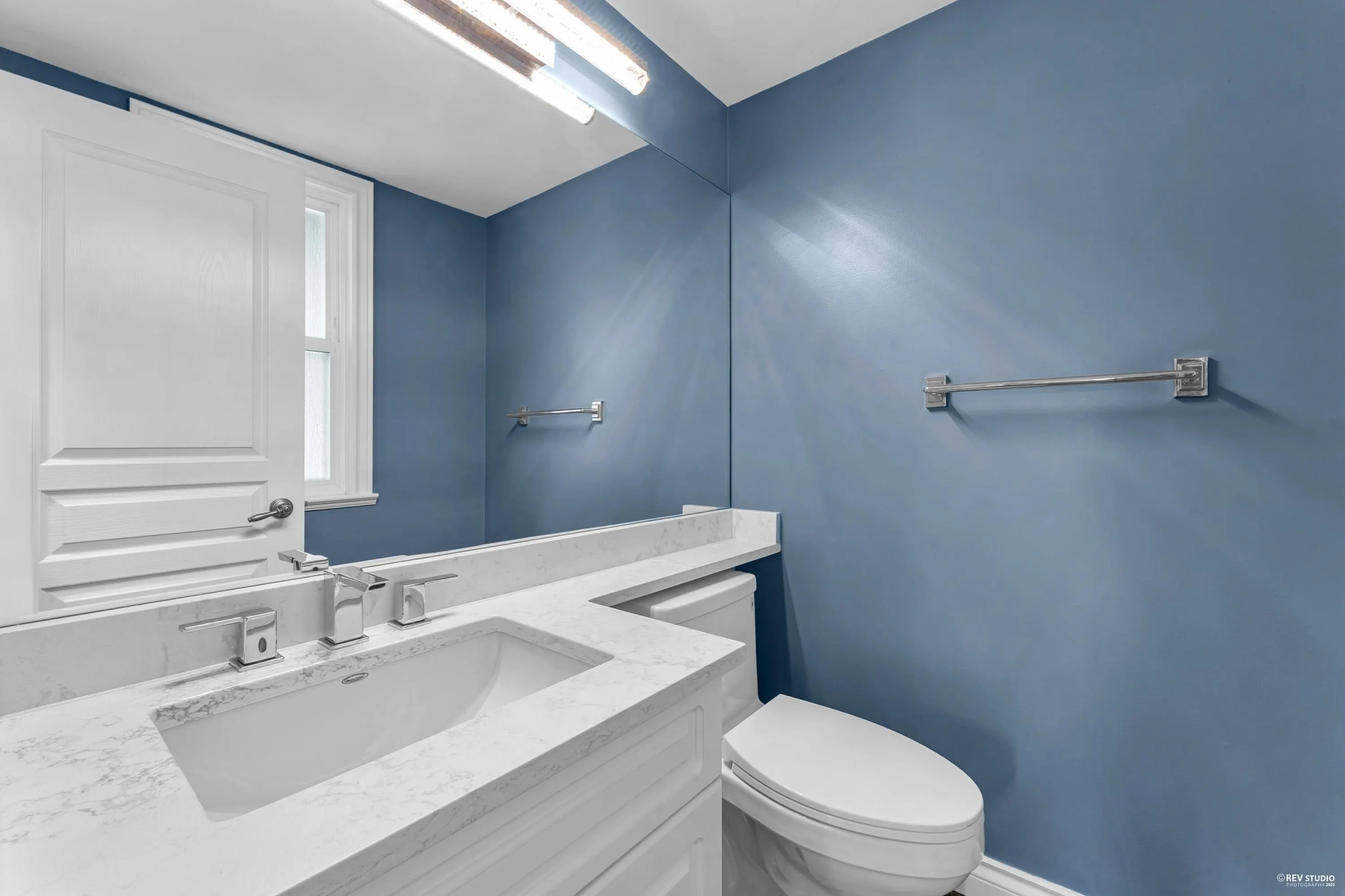 5159 Heron Bay Close